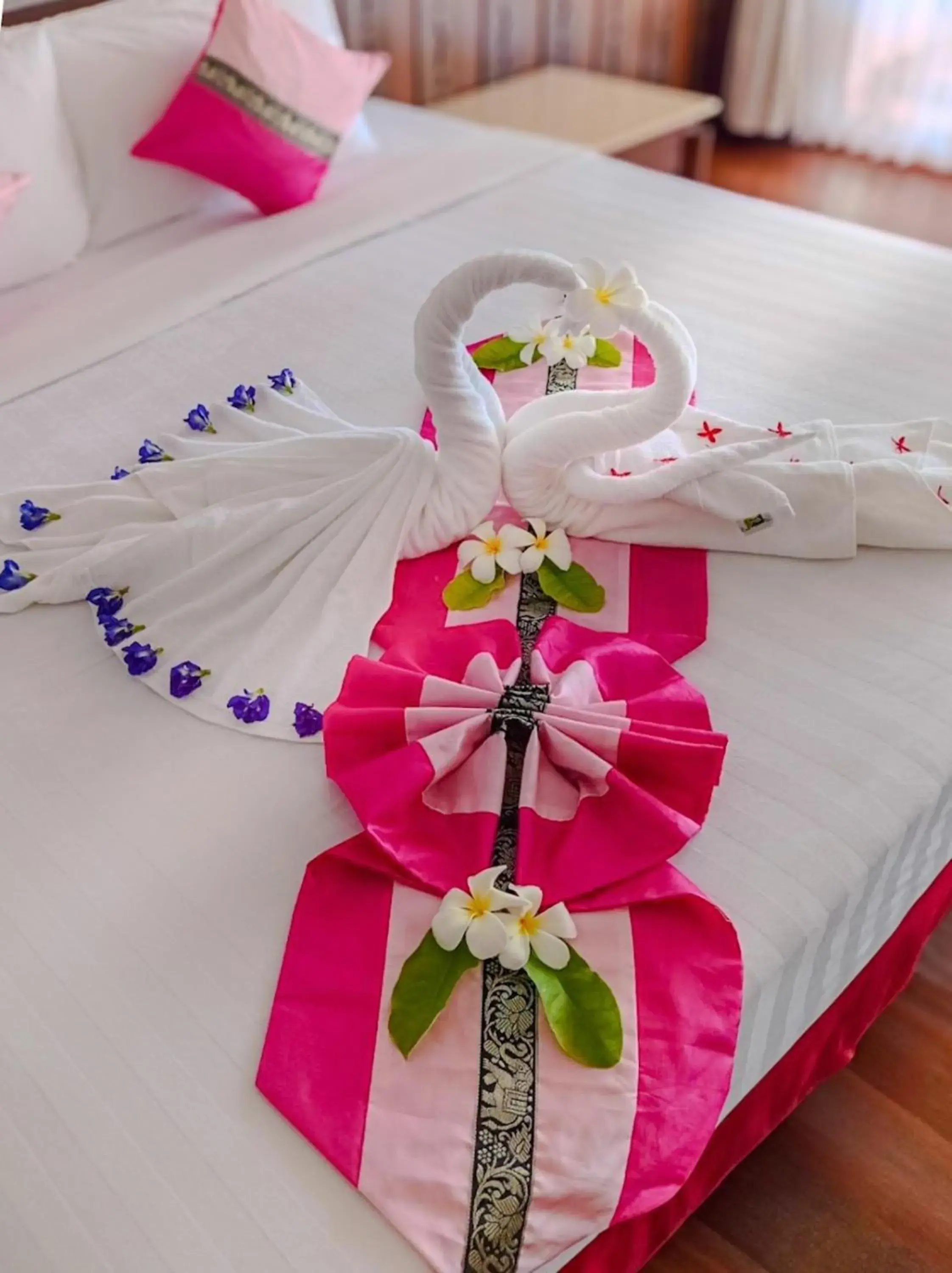 Bed in Smile Samui Chaweng Beach Front Resort Bed in Smile Samui Chaweng Beach Front Resort