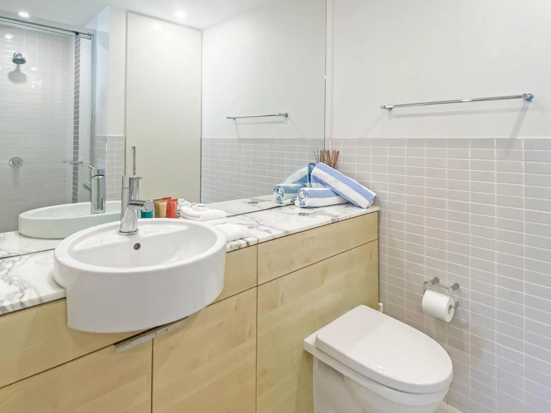 Blue on Blue Superior Studio Room 1351