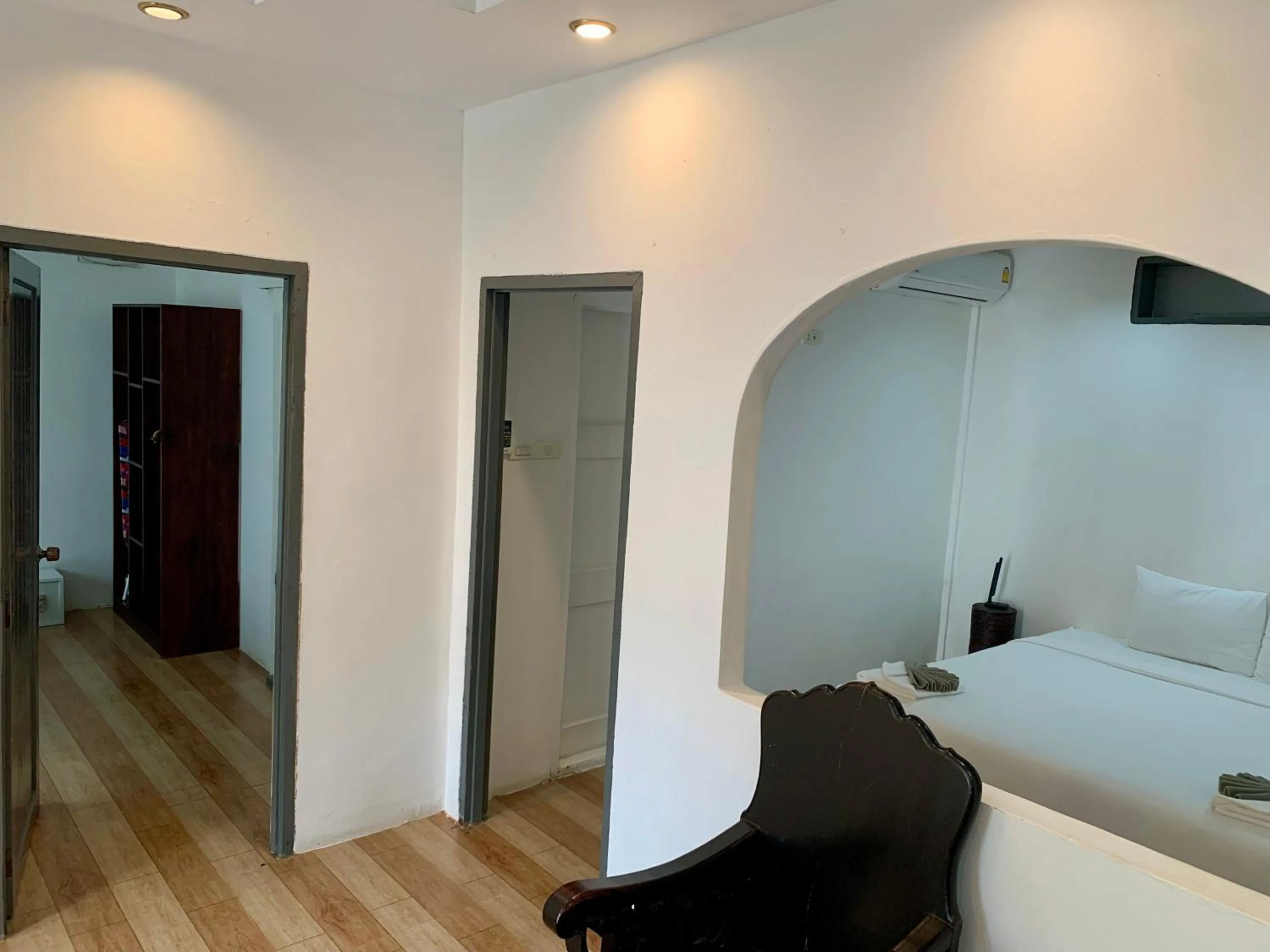 Bed in La nuit de laos