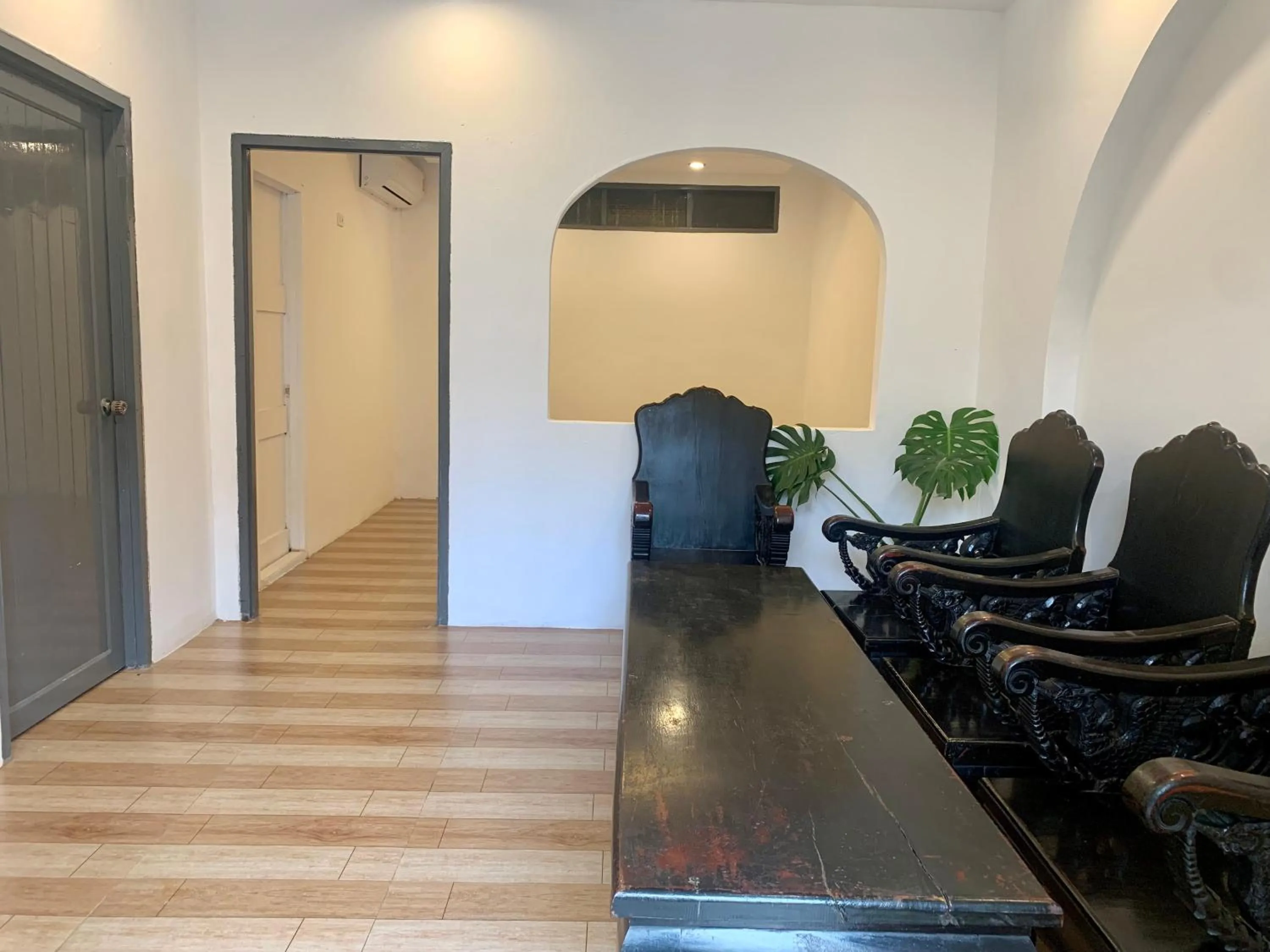 Living room in La nuit de laos