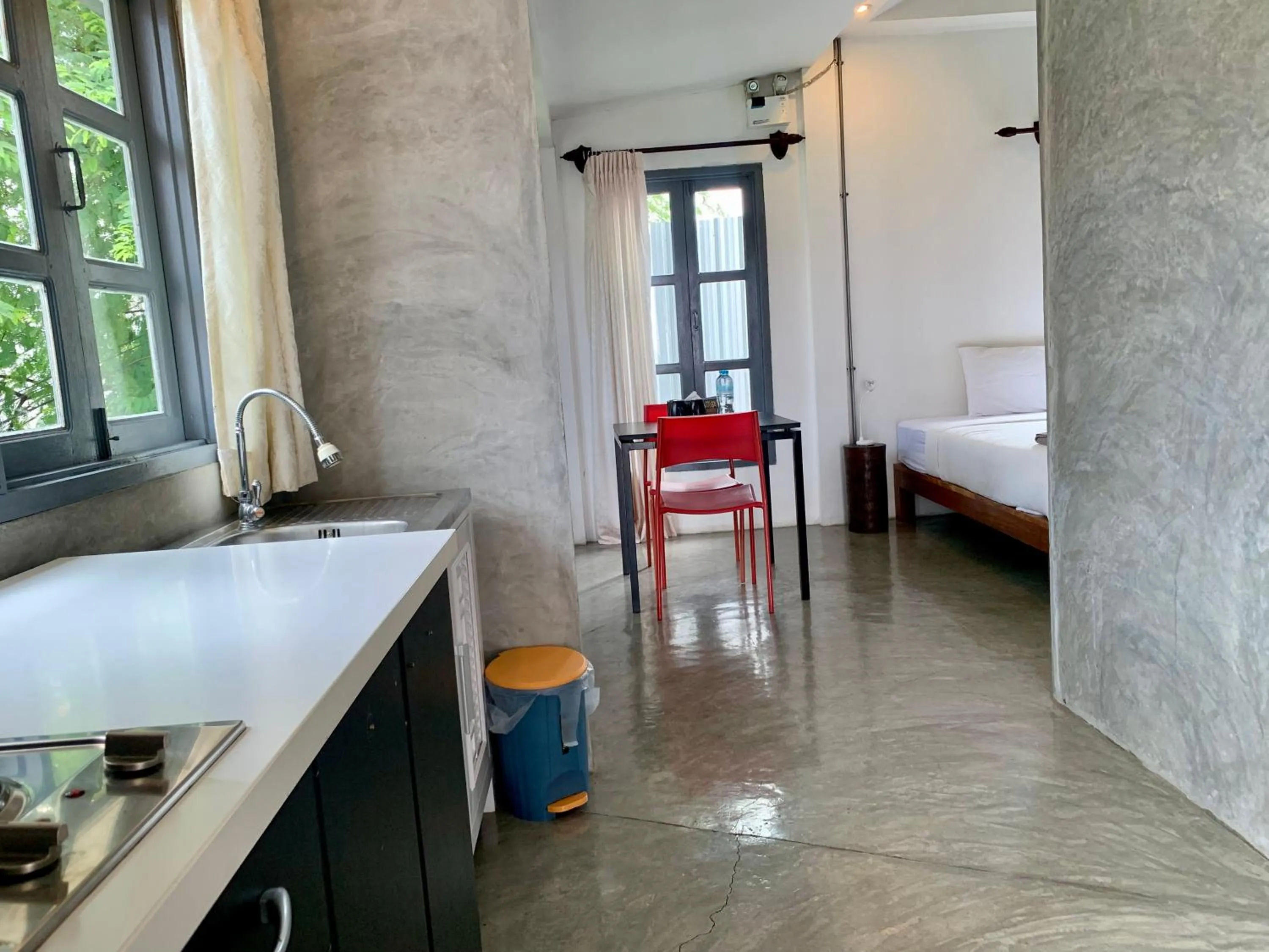 Bed in La nuit de laos