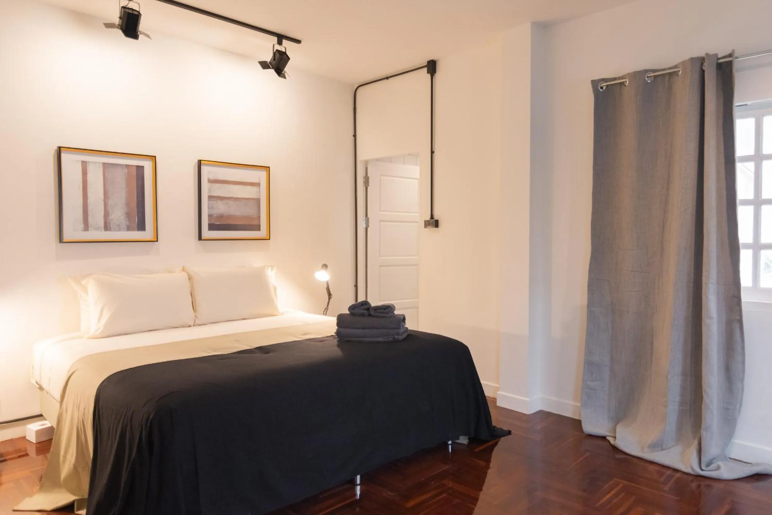 Bedroom, Bed in Mini-Me HUBS, Charm Suites & Pool in Old City