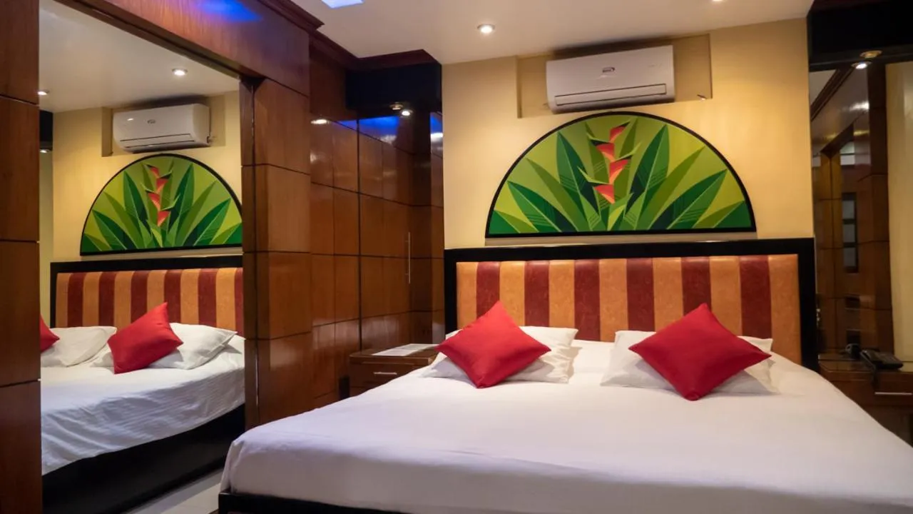 Bed in Fields Palace Hotel