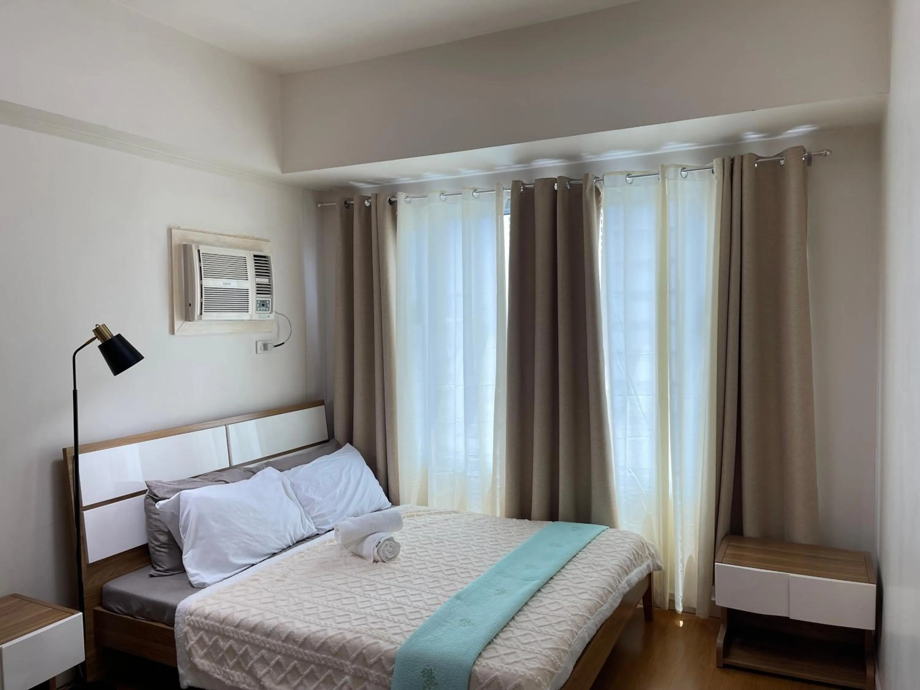 One-Bedroom Apartment in 1 Bedroom Condo near US Embassy and St Lukes Medical Clinic