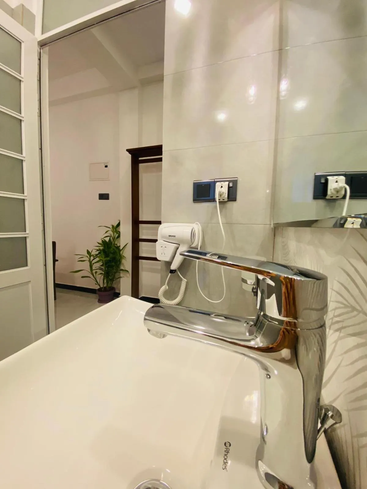 Bathroom in Airport Faith Hotel