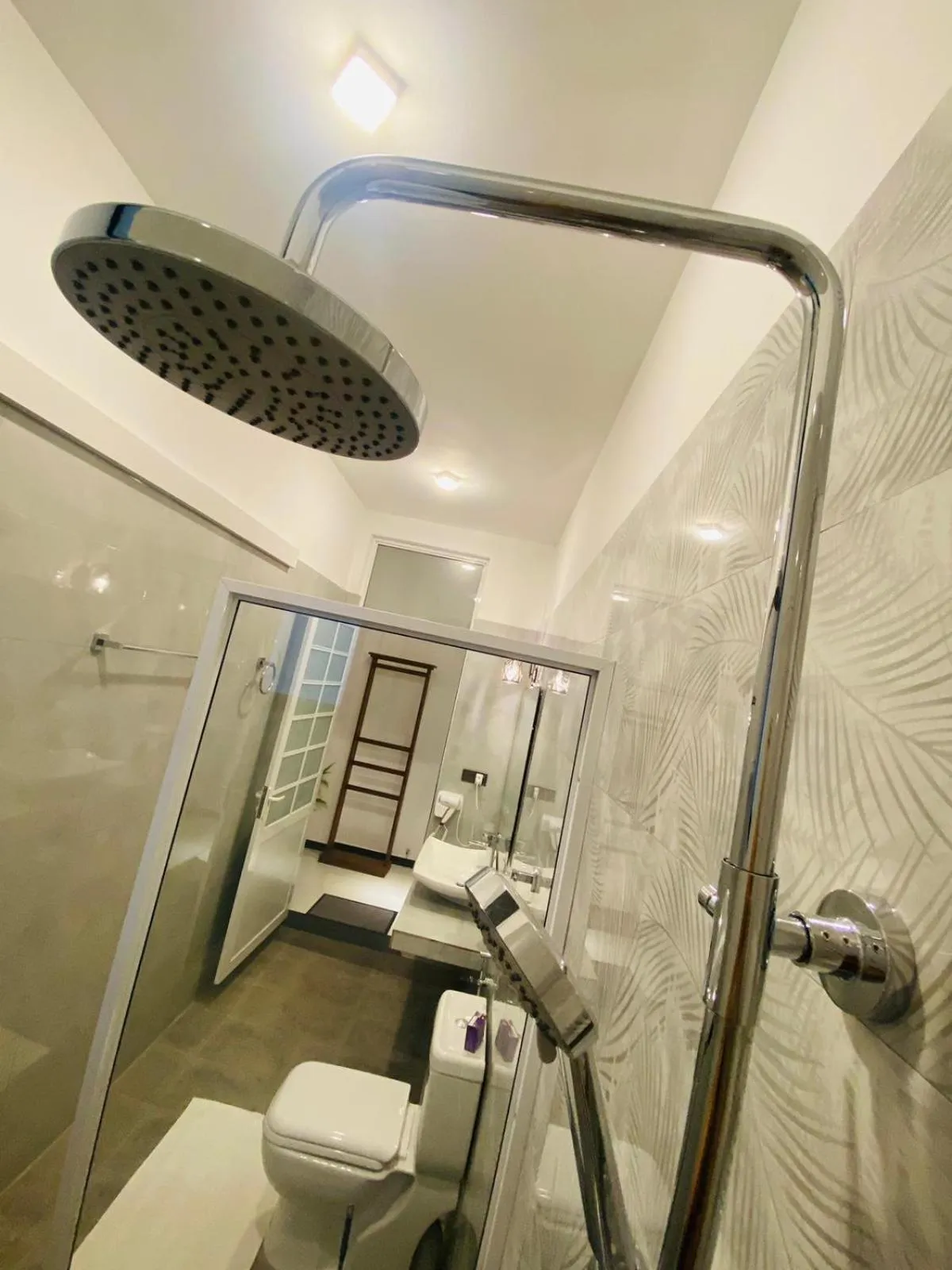 Shower in Airport Faith Hotel