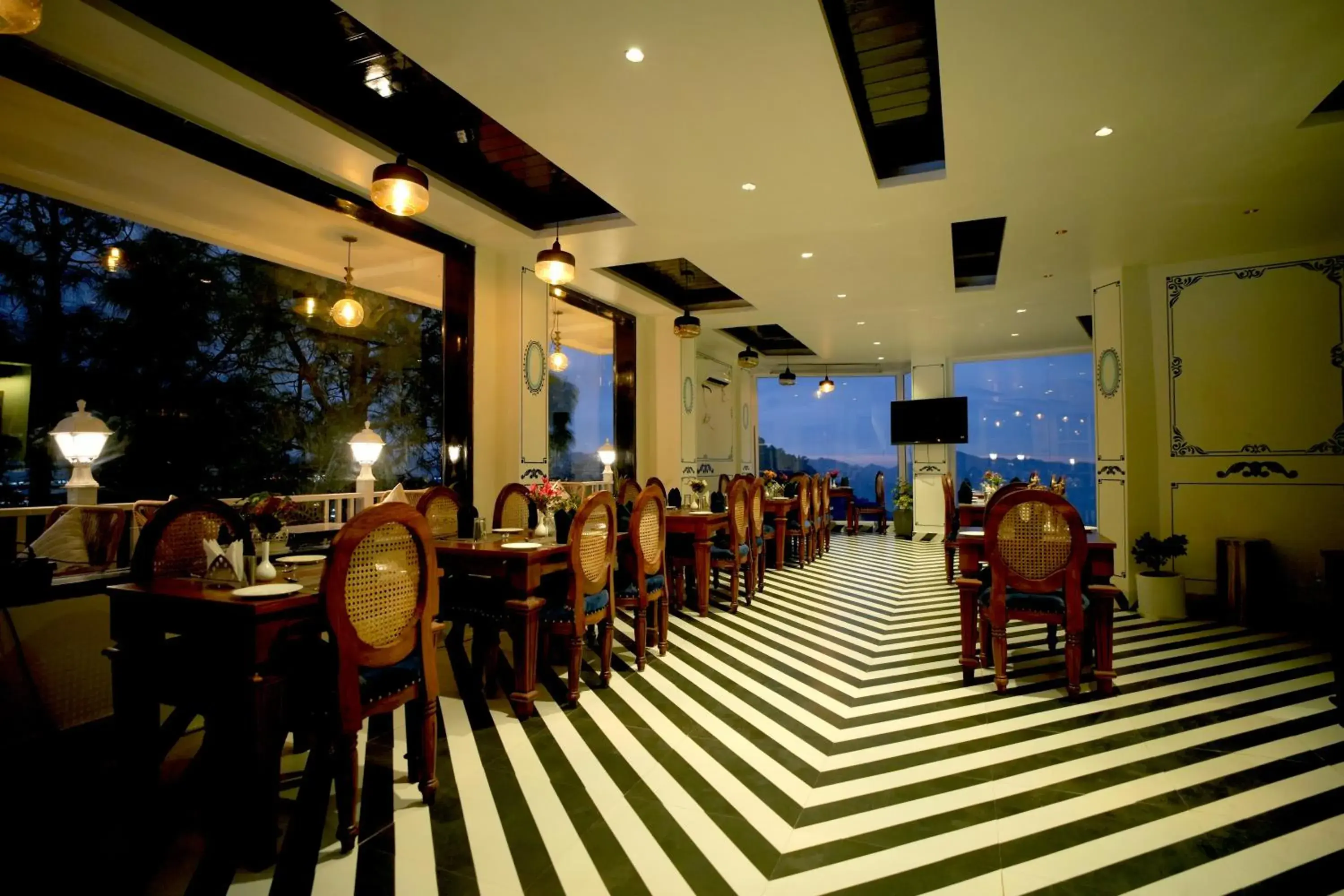 Restaurant/places to eat in Oakhill Resorts Restaurant/places to eat in Oakhill Resorts