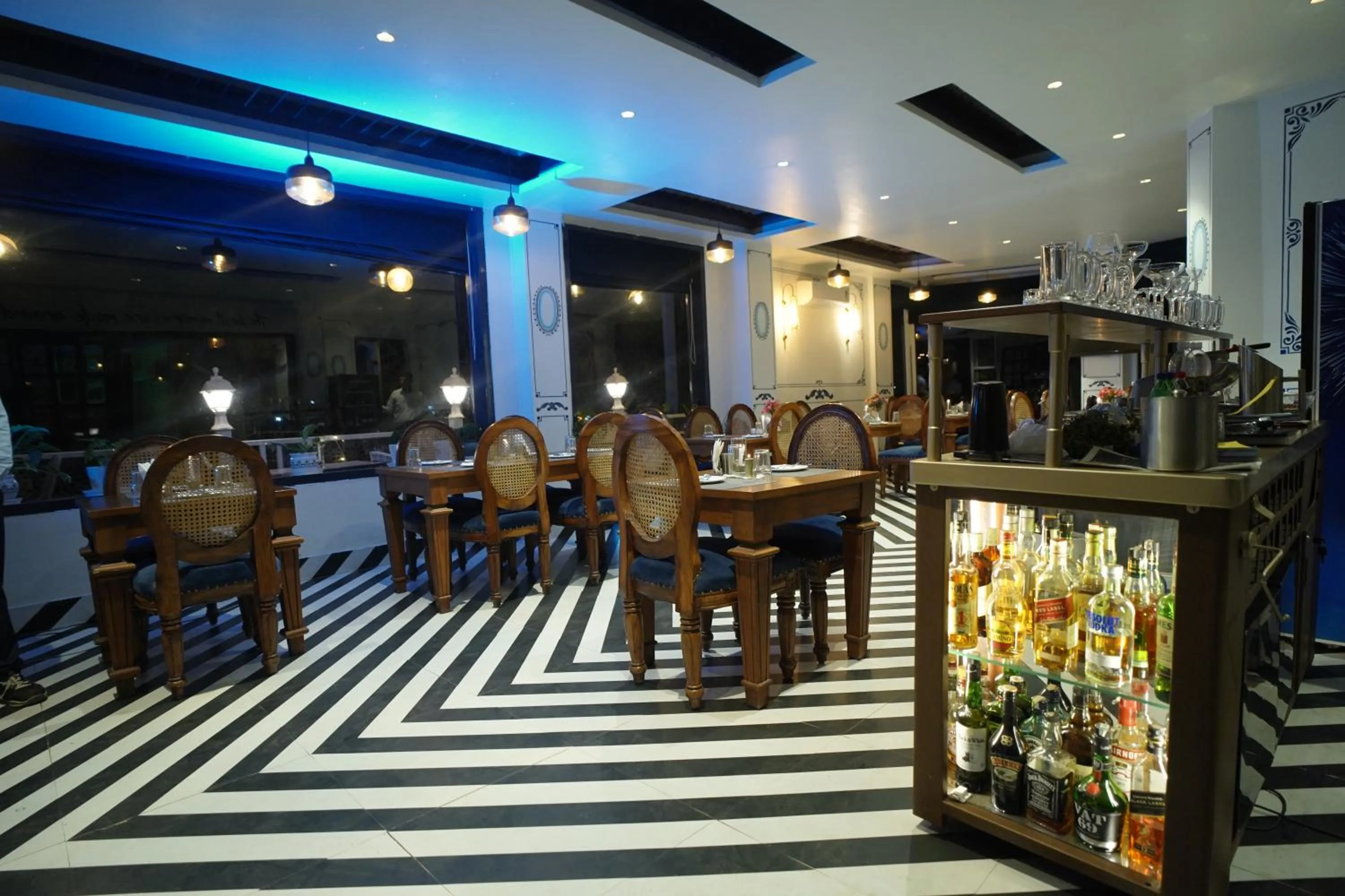 Lounge or bar in Oakhill Resorts