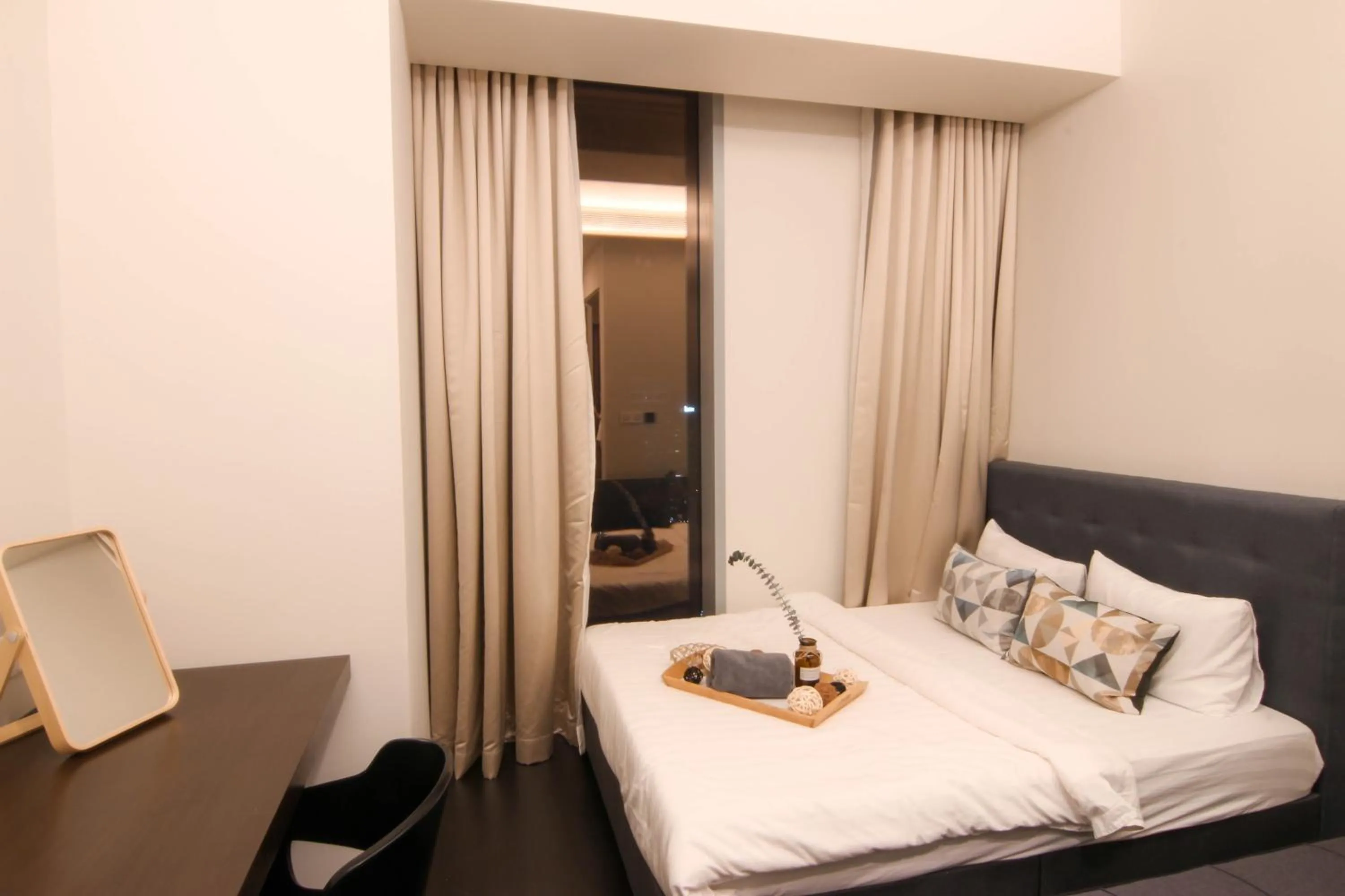 Bed in Tropicana The Residences KLCC, Premium