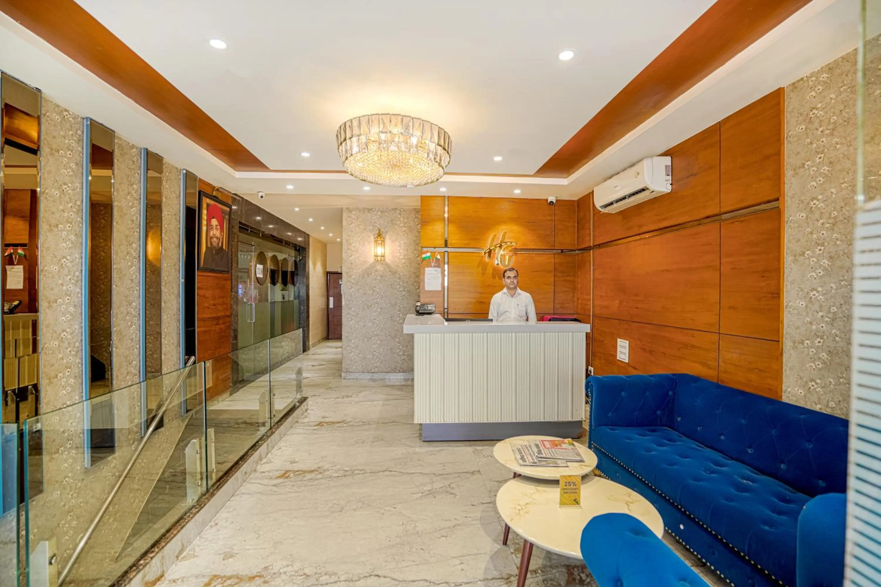 Lobby or reception in Hotel Highway Greens Near VR Punjab Mall Airport Road Mohali Chandigarh