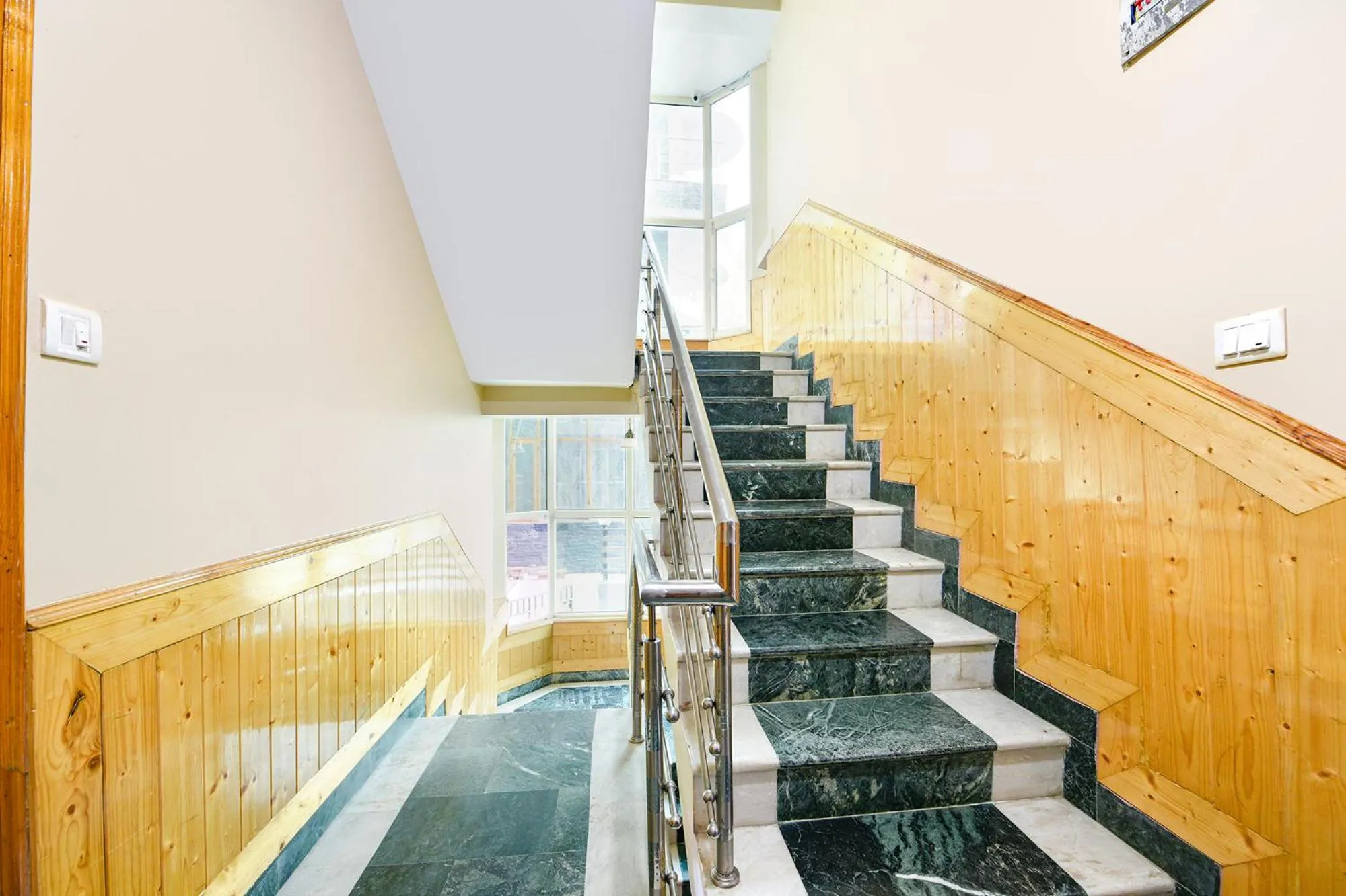 Lobby or reception in FabHotel Rigzin Nest Cottage