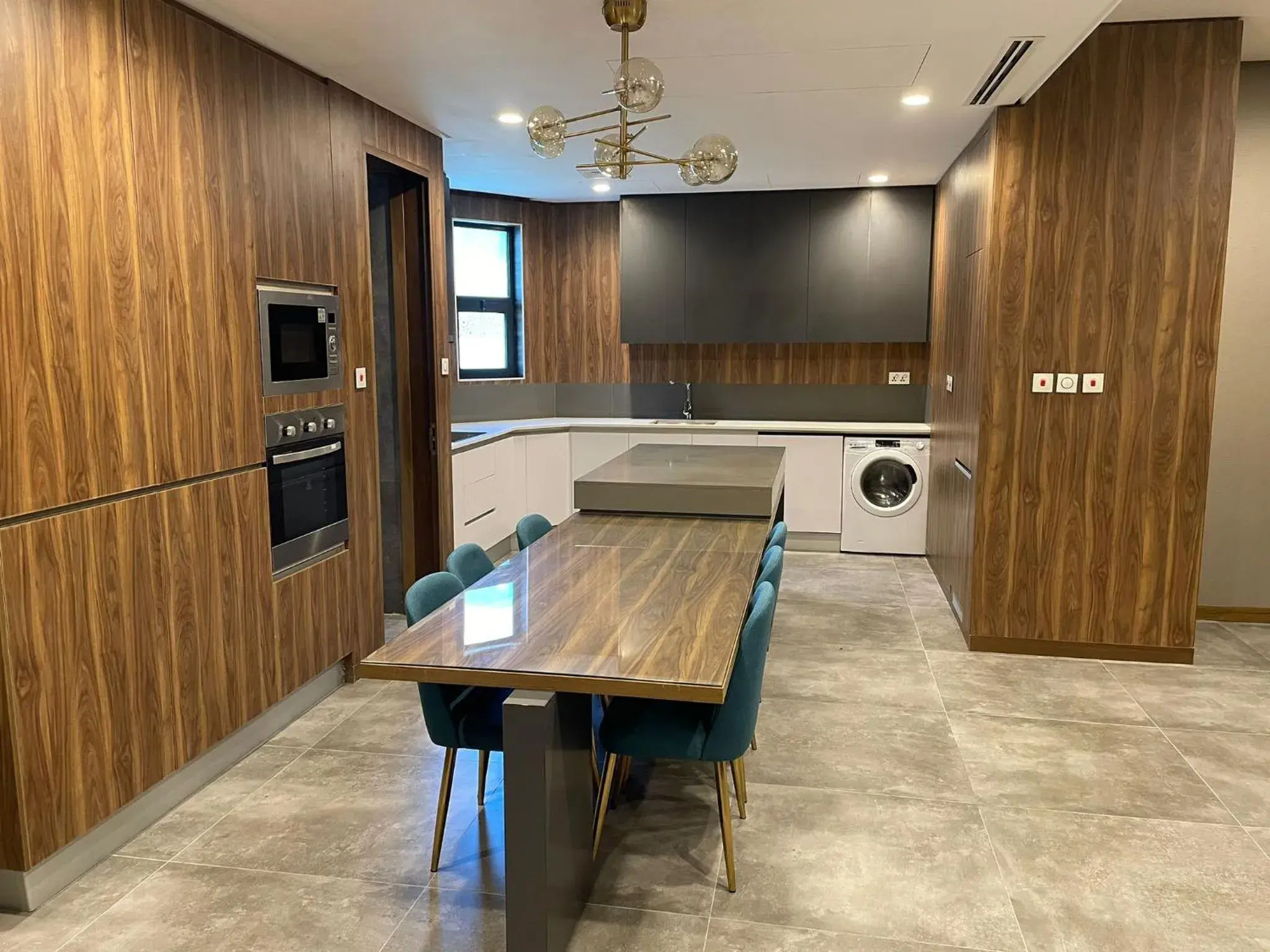 Kitchen or kitchenette in Modern Heights Kitchen or kitchenette in Modern Heights