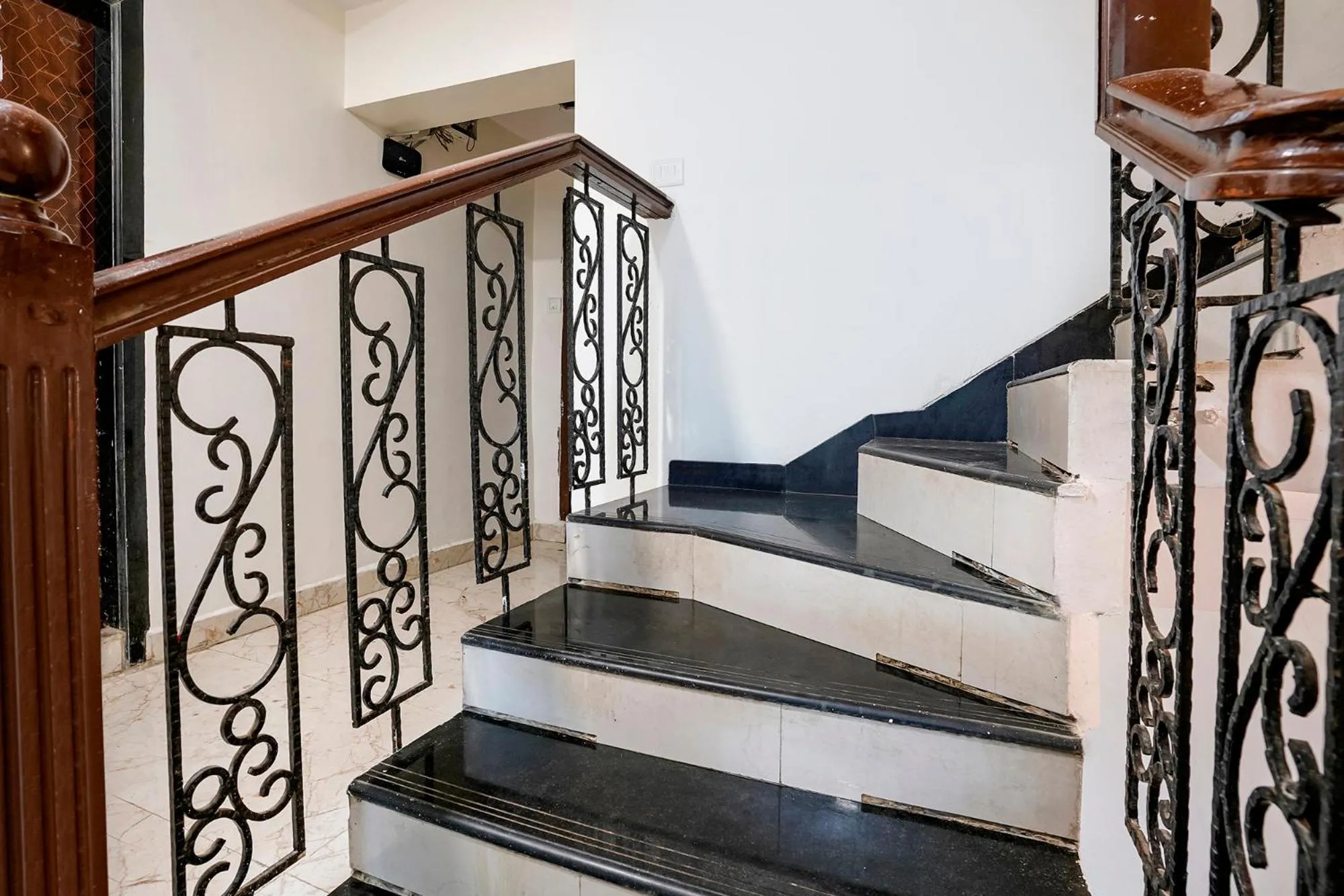 Lobby or reception in FabHotel Occazia Paradise