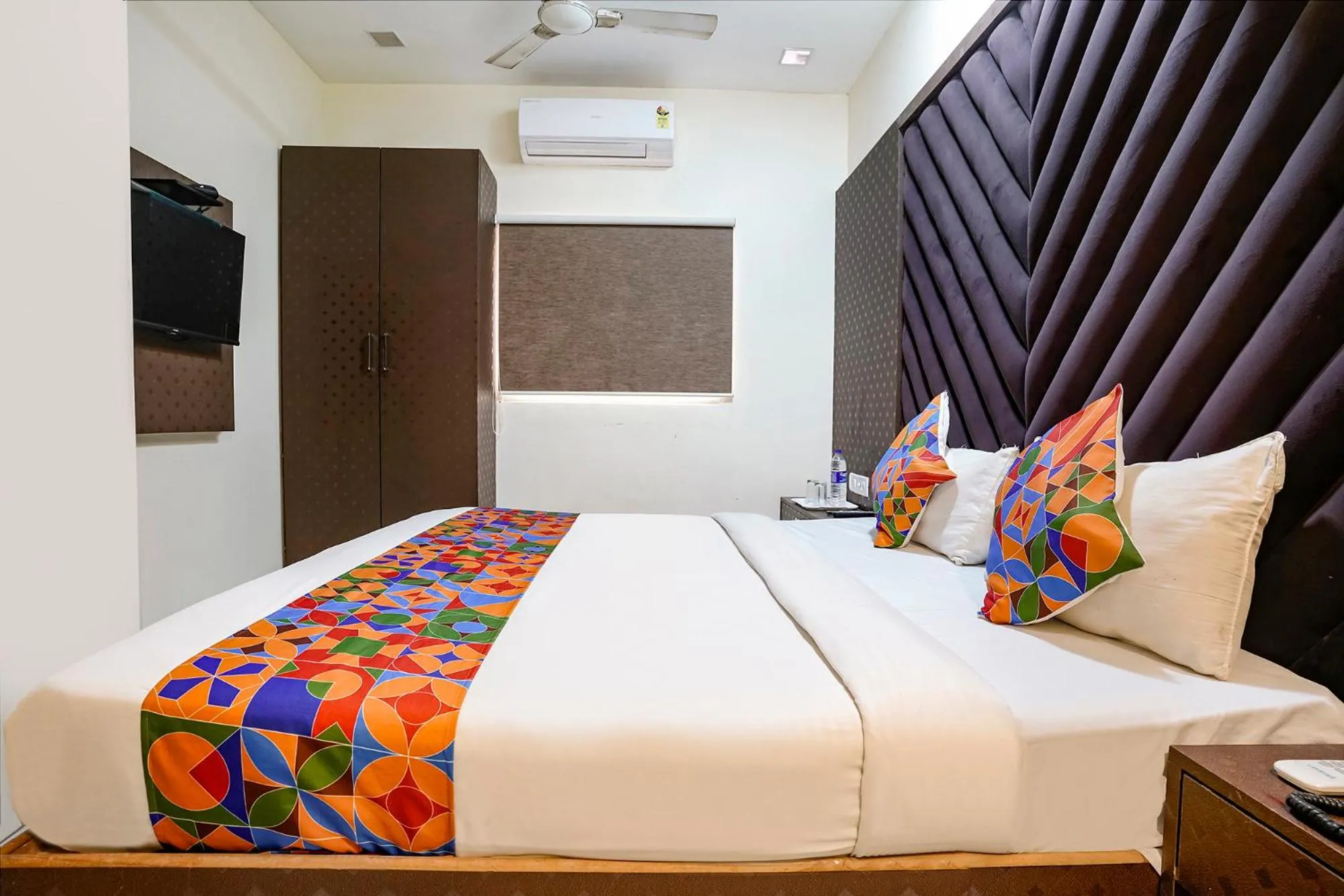 Bed in FabHotel Occazia Paradise