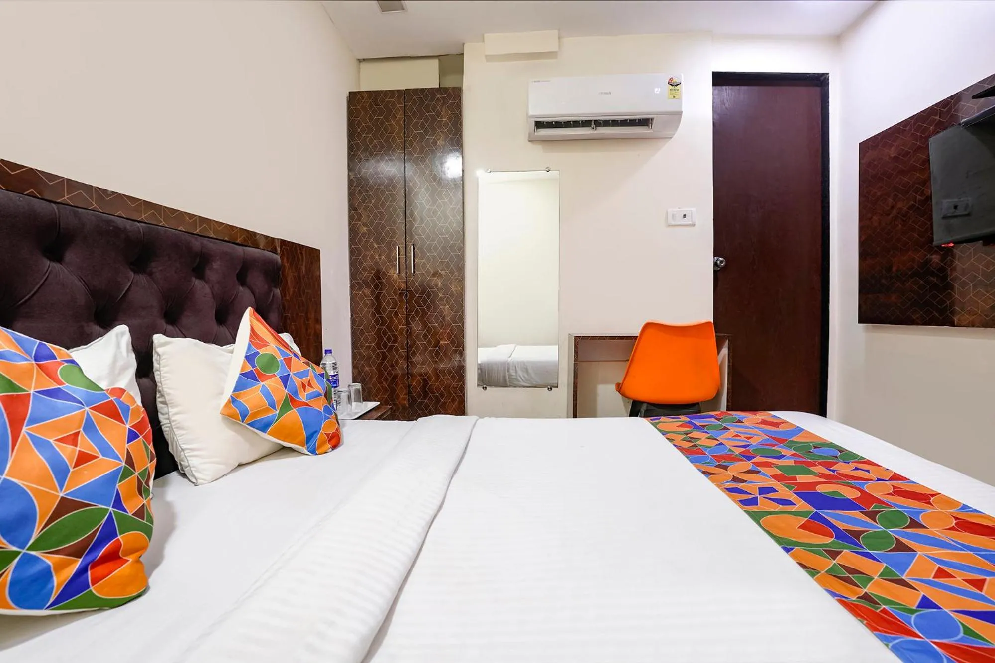 Bed in FabHotel Occazia Paradise