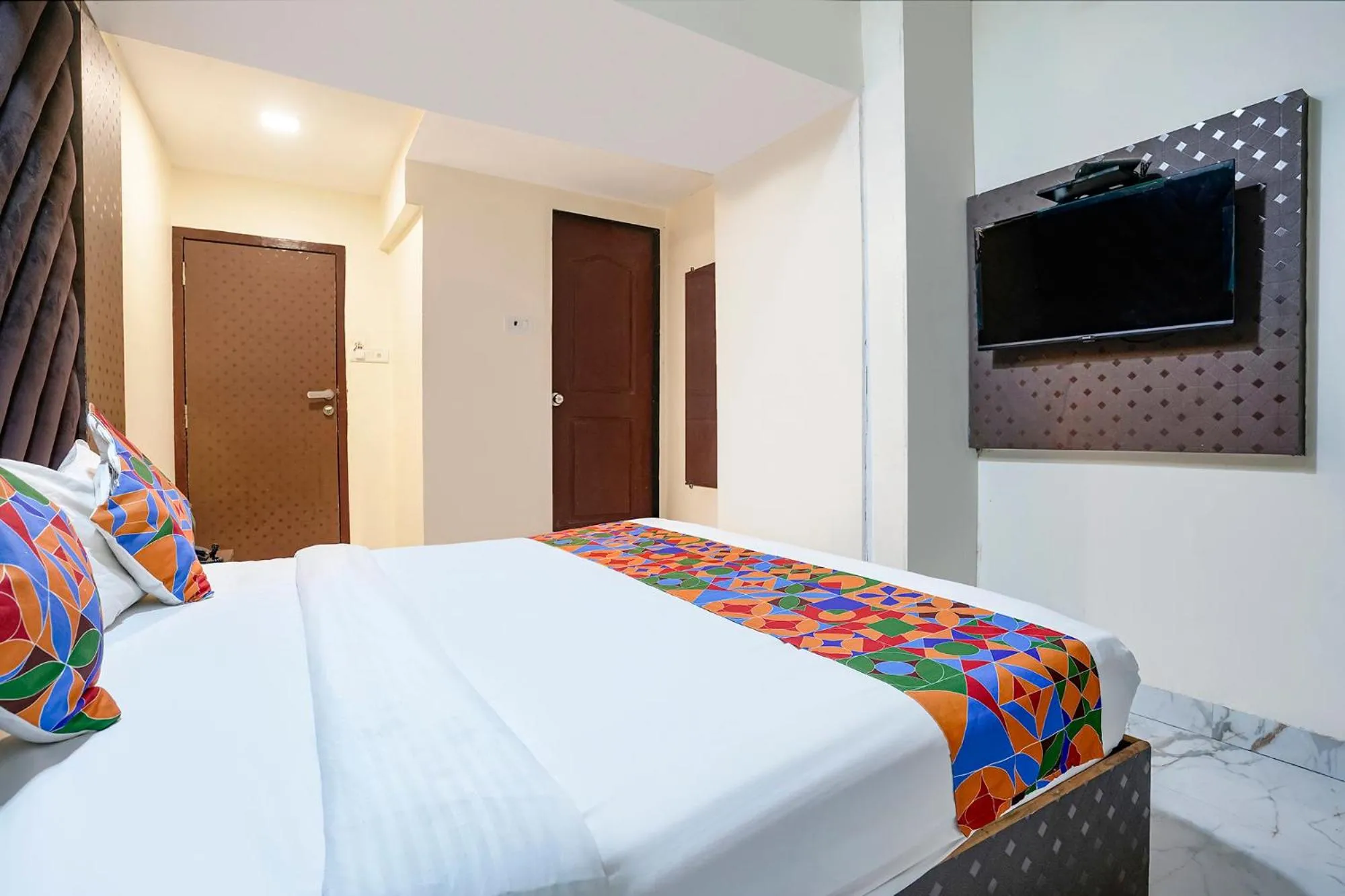 Bed in FabHotel Occazia Paradise