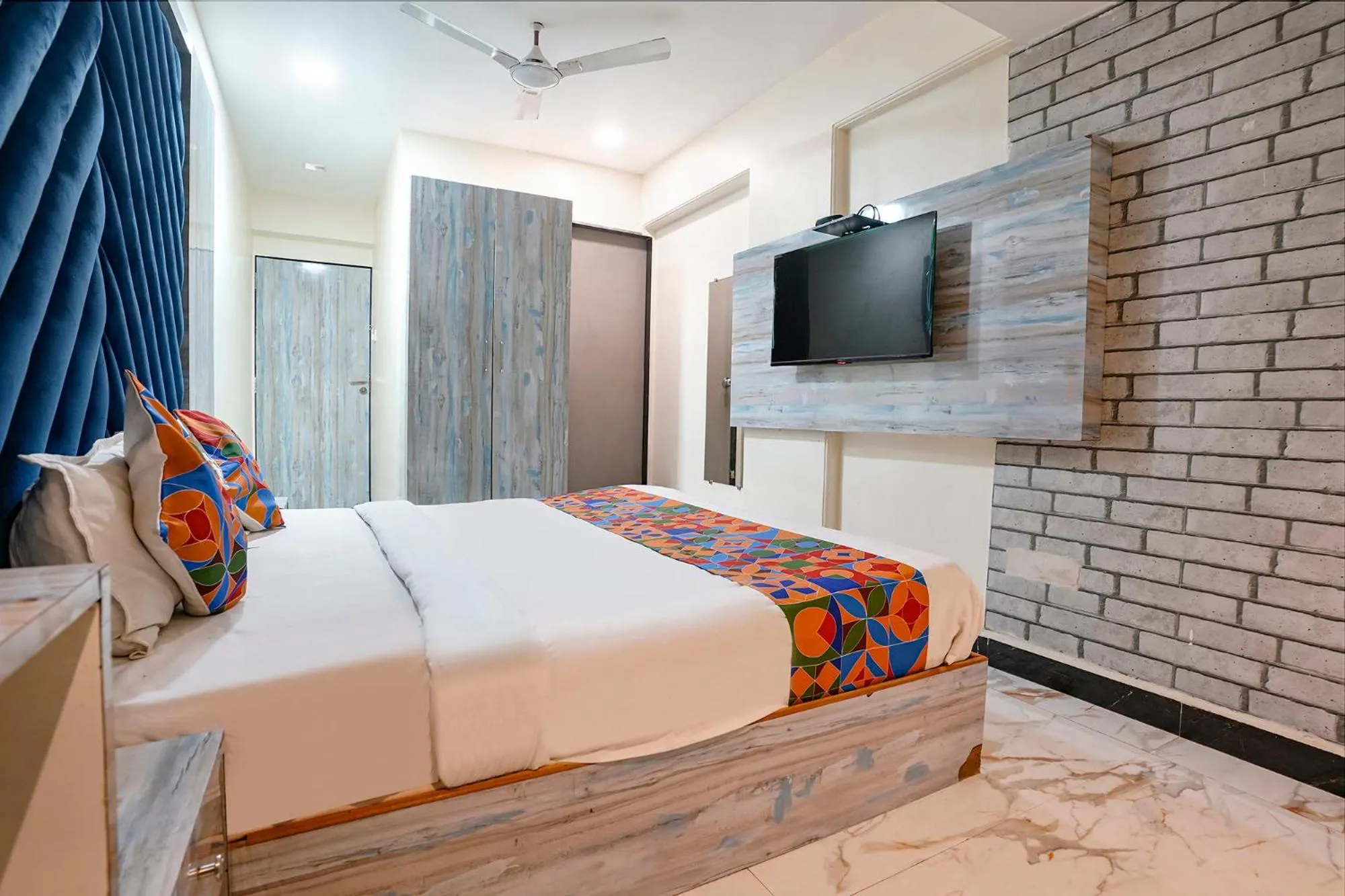 Bed in FabHotel Occazia Paradise