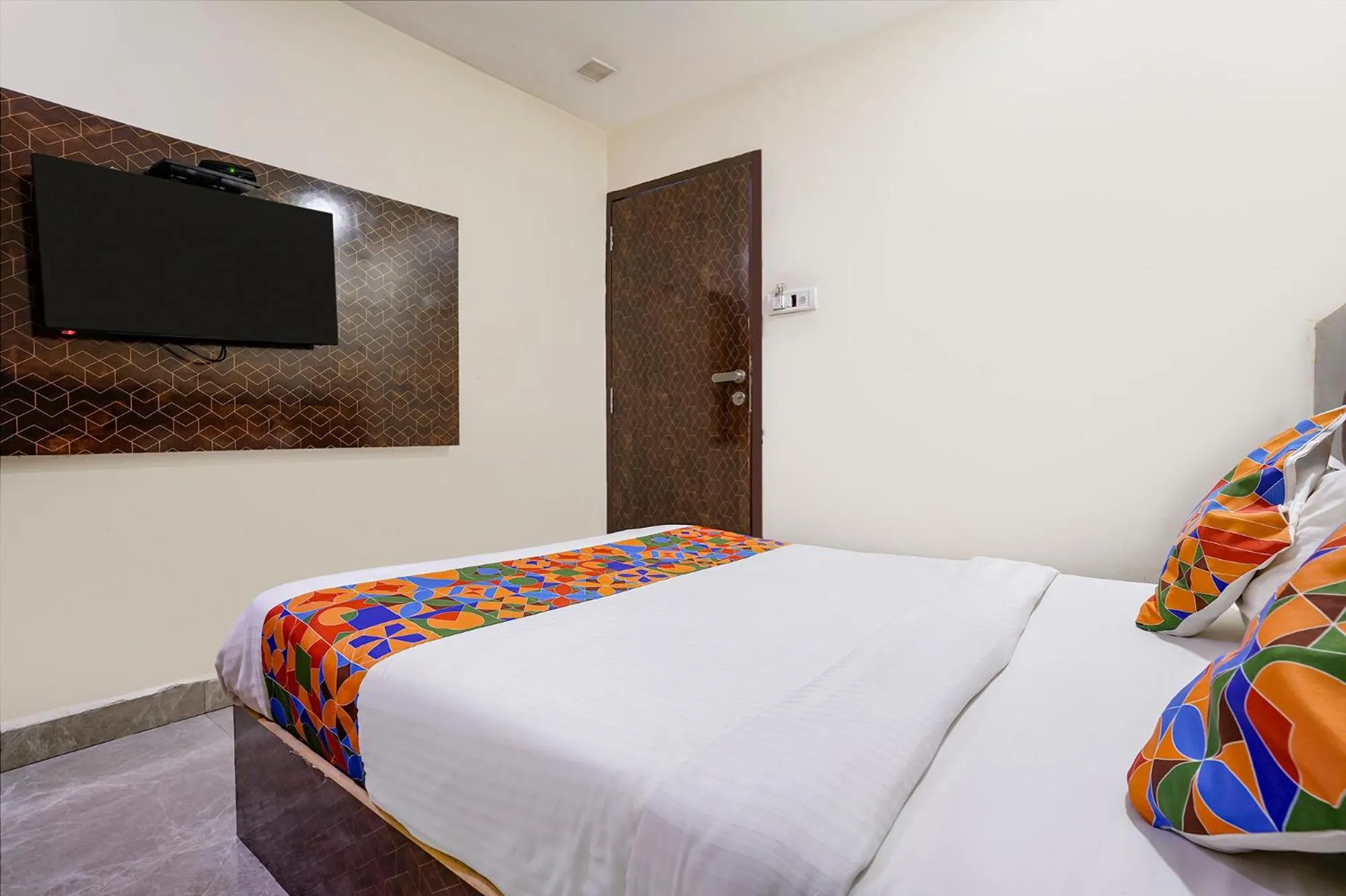 Bed in FabHotel Occazia Paradise