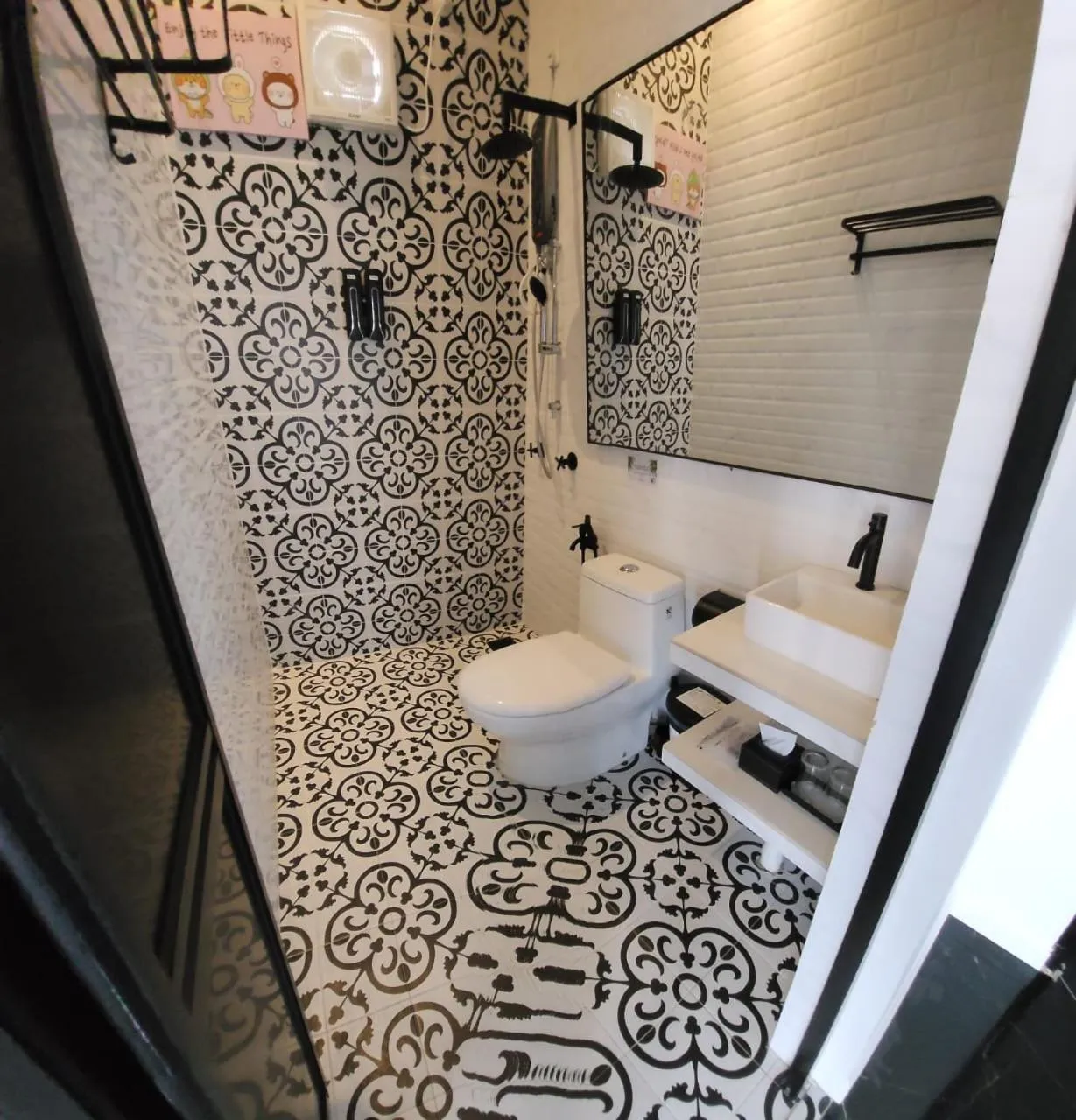 Bathroom in BERUNTUNG KE BARI RESORT @ PANTAI PENARIK