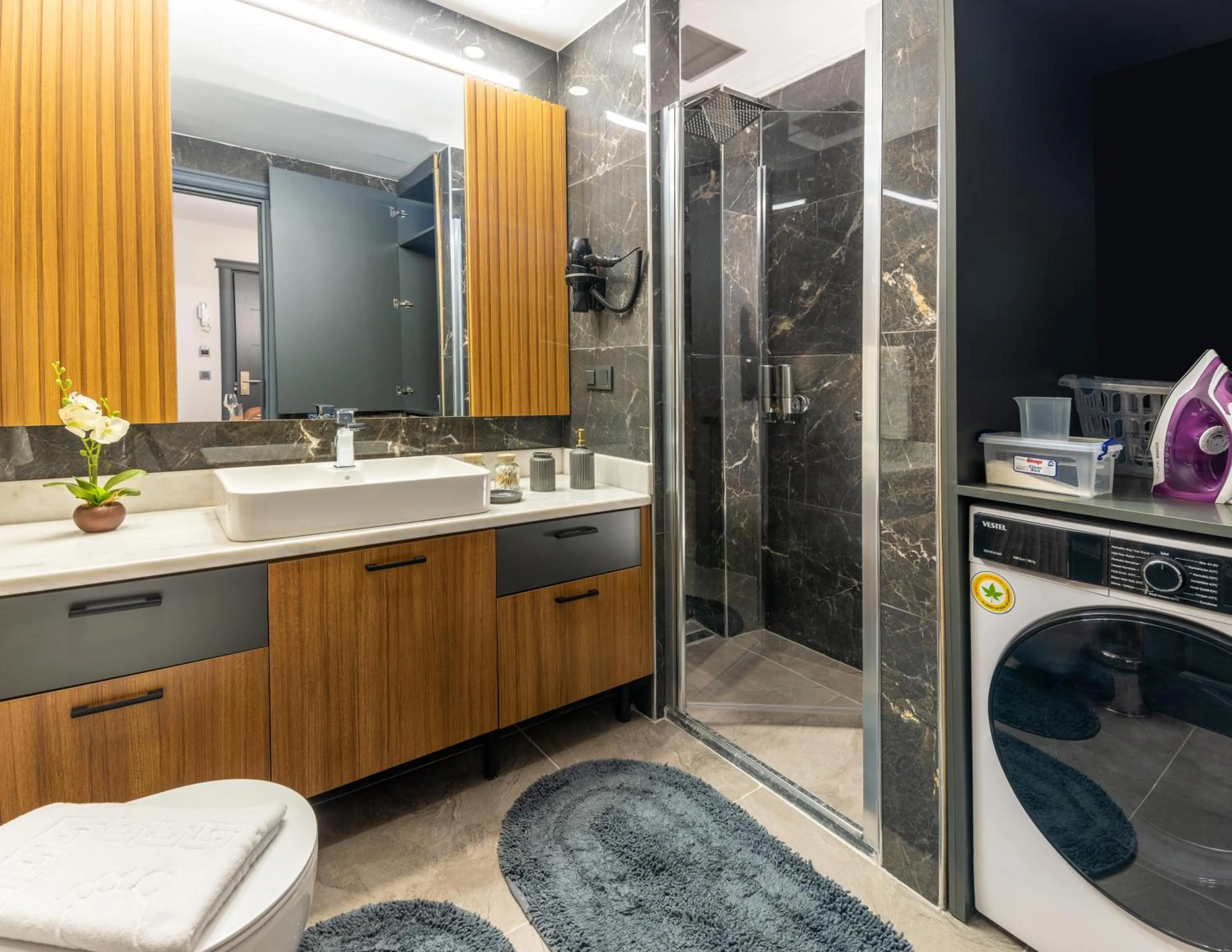 Shower in Baymari Suites Design Florya