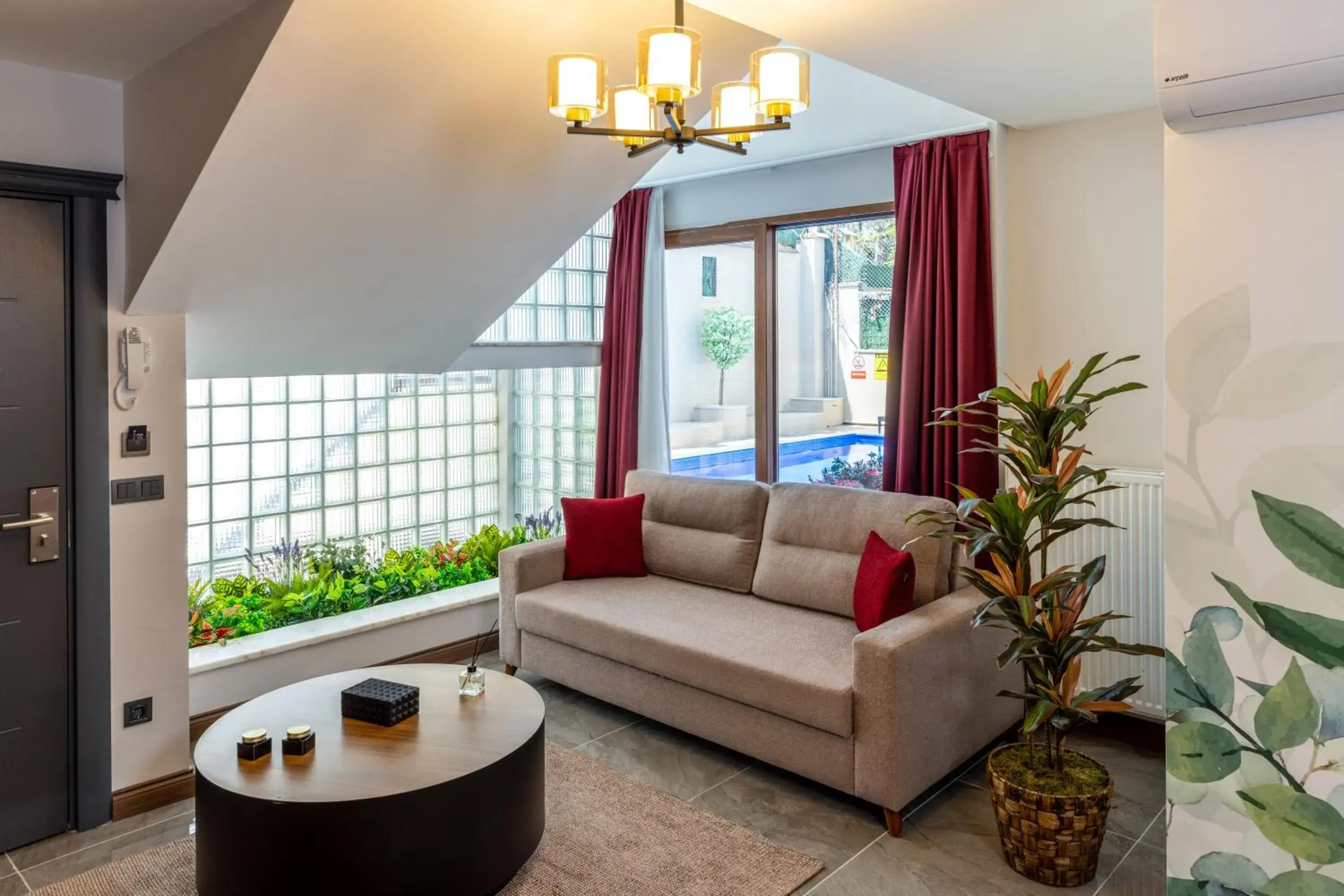 Living room in Baymari Suites Design Florya Living room in Baymari Suites Design Florya