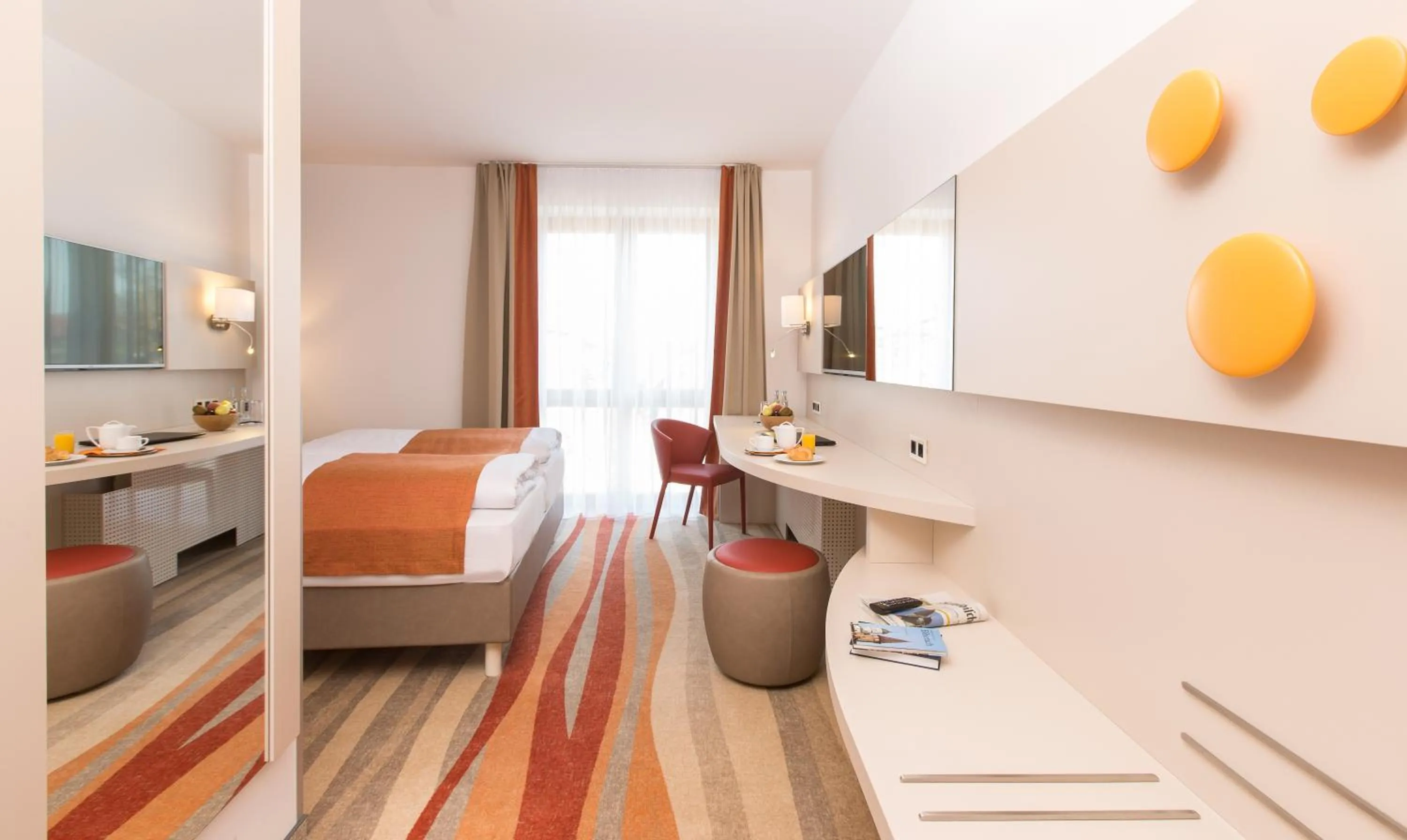 Photo of the whole room, Bed in Hotel Kapuzinerhof