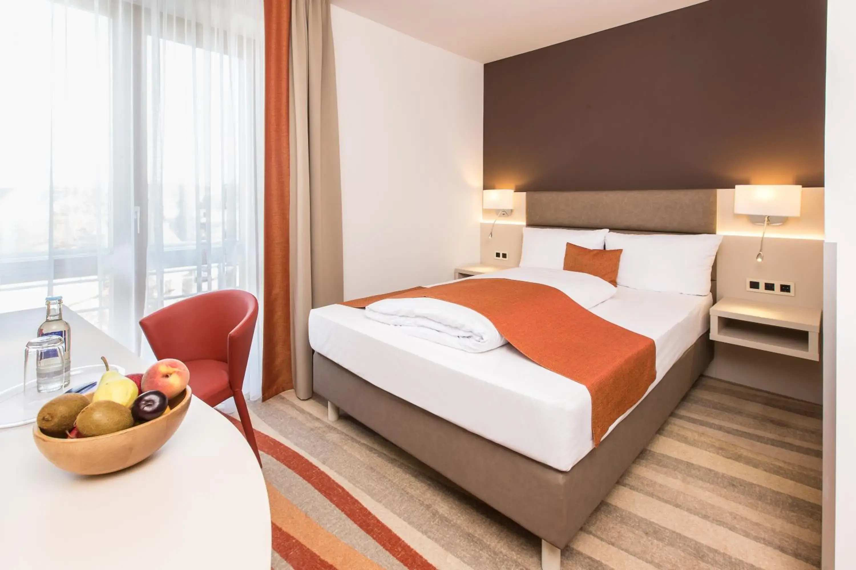 Business Double Room with Queensize Bed 4.6 ft - single occupancy in Hotel Kapuzinerhof Business Double Room with Queensize Bed 4.6 ft - single occupancy in Hotel Kapuzinerhof