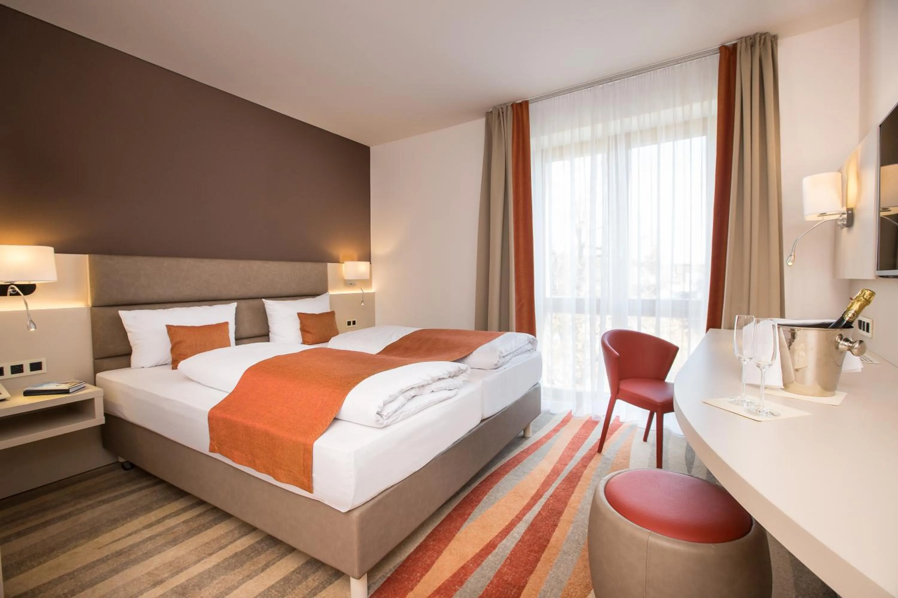 Photo of the whole room, Bed in Hotel Kapuzinerhof