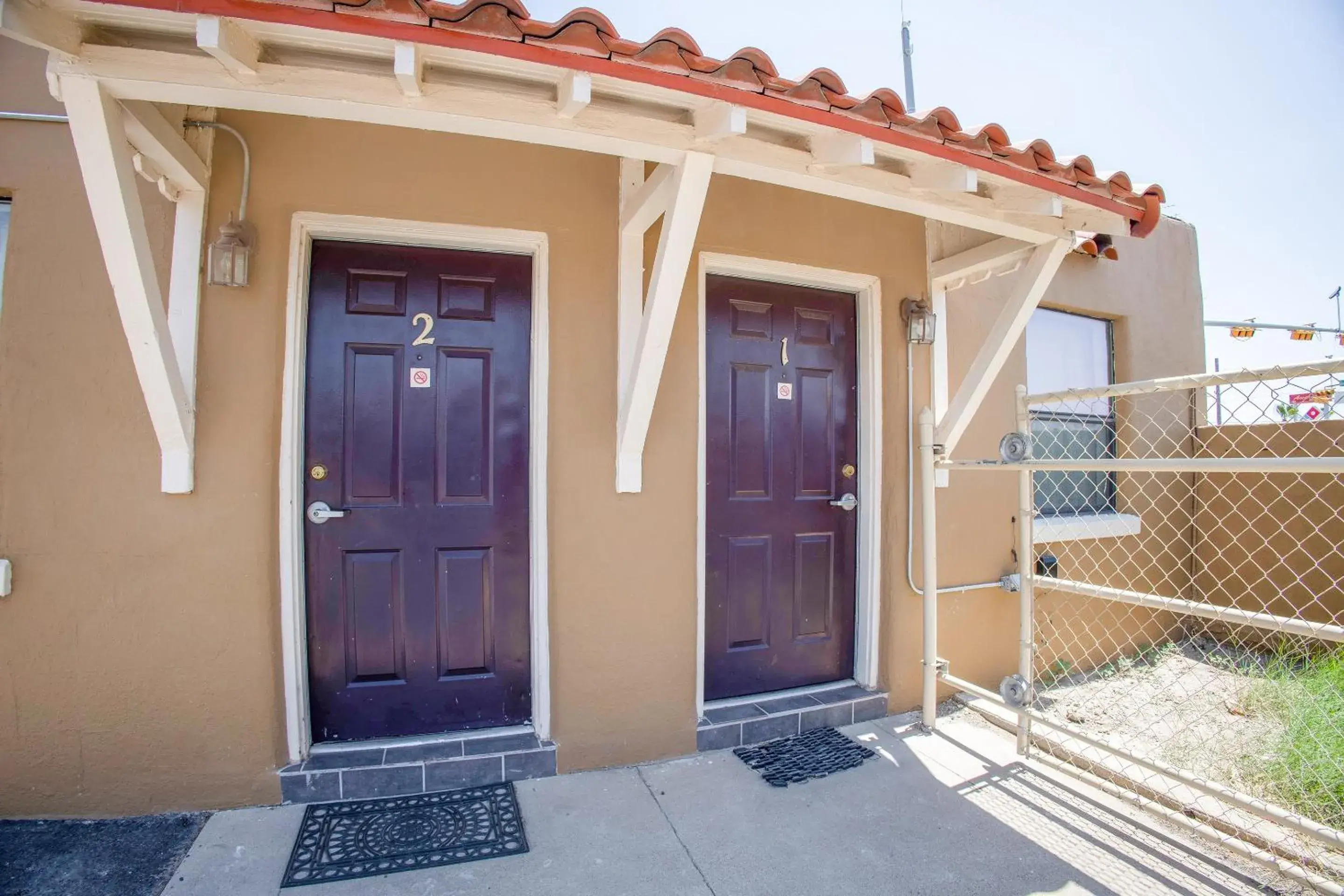 Lobby or reception in Sands Motel By OYO El Paso near Airport Lobby or reception in Sands Motel By OYO El Paso near Airport