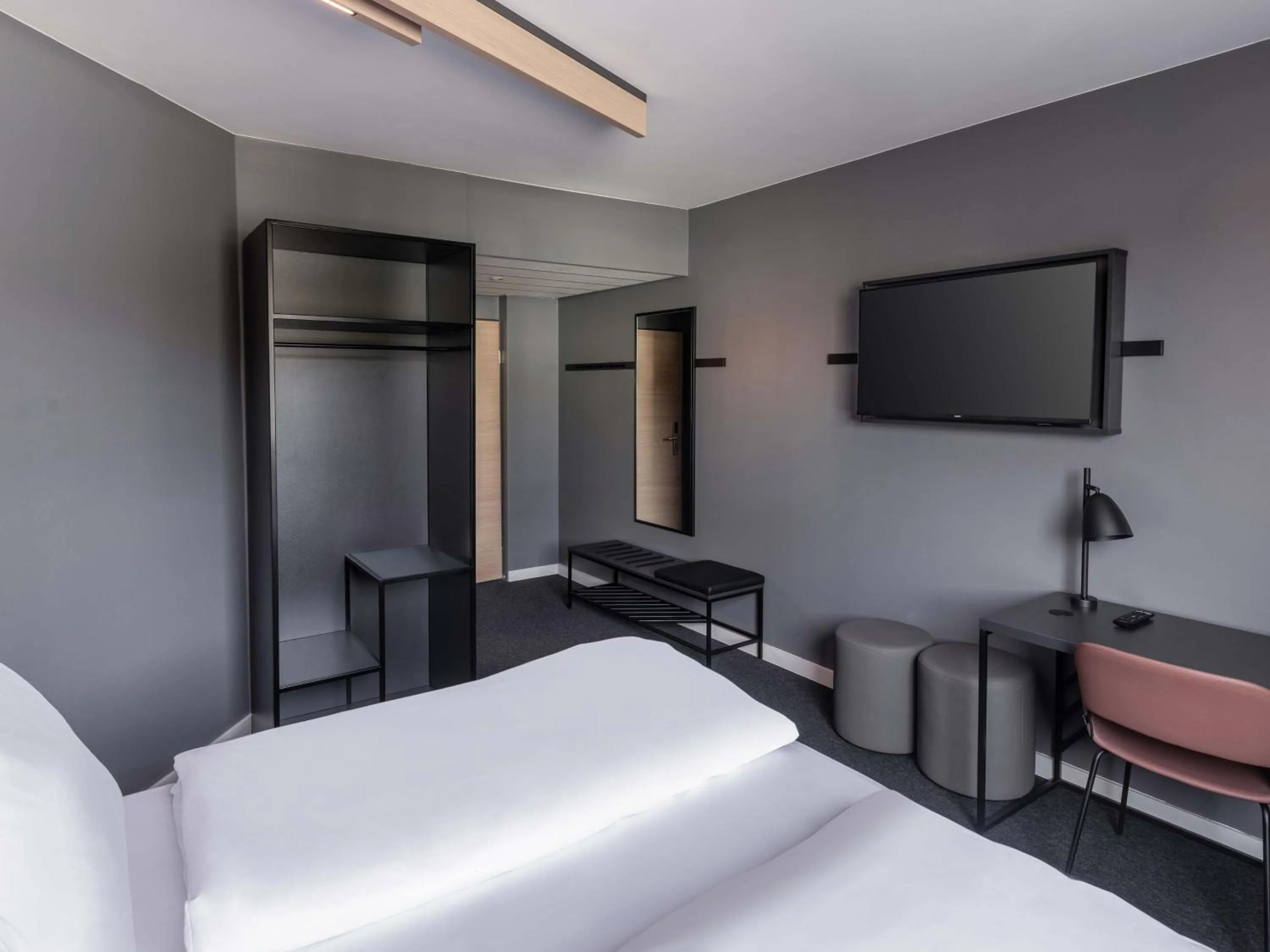 Photo of the whole room, Bed in B&B HOTEL Aachen City-Ost