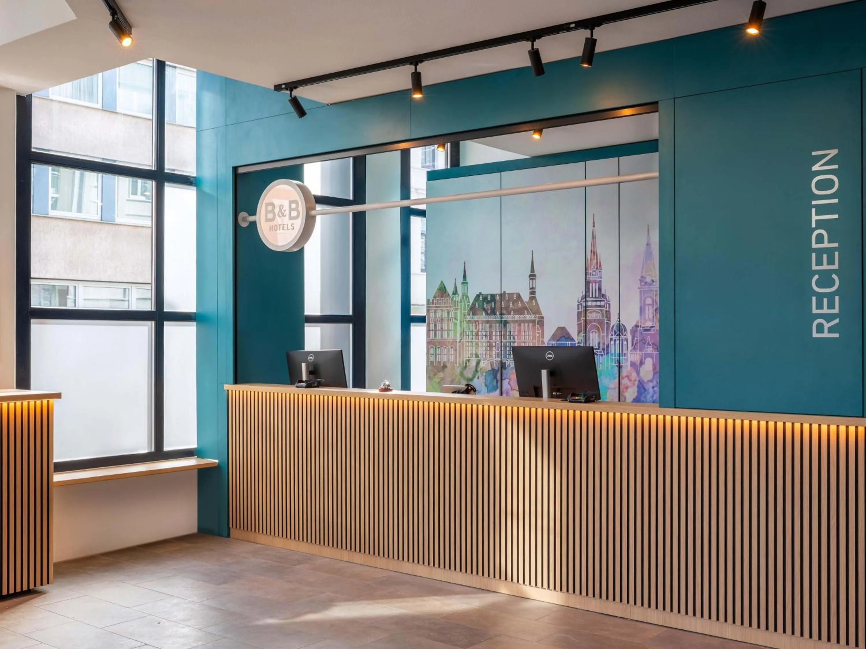 Lobby or reception in B&B HOTEL Aachen City-Ost