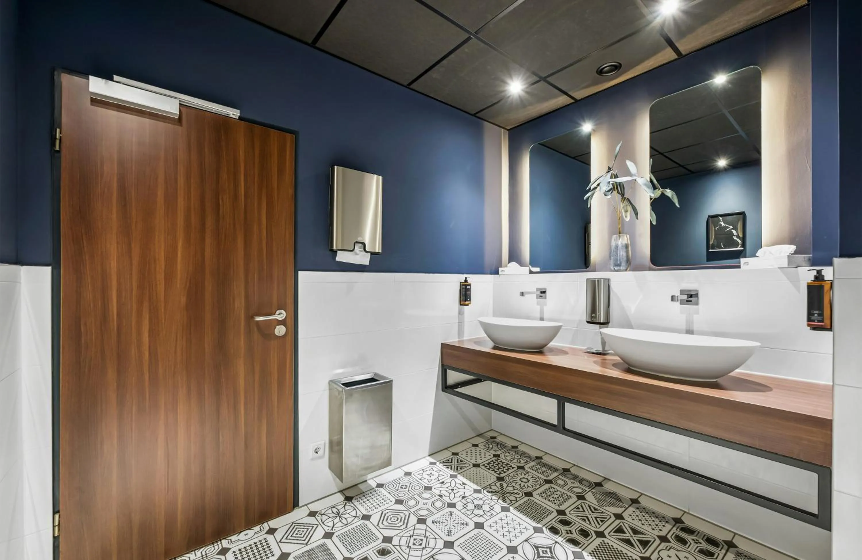 Bathroom in Leonardo Hotel Hannover Medical Park