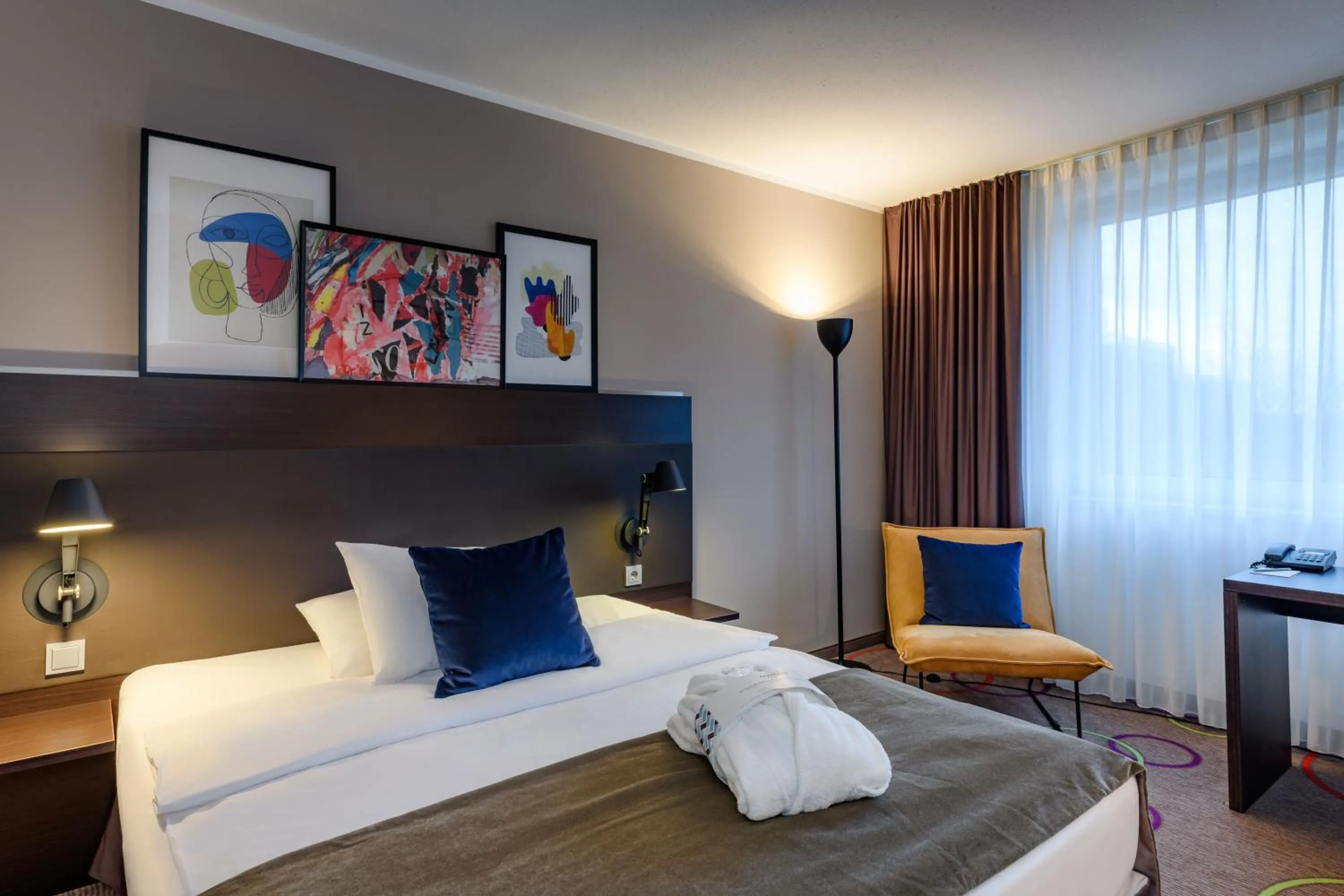 Bed in Mercure Hotel Hannover Medical Park