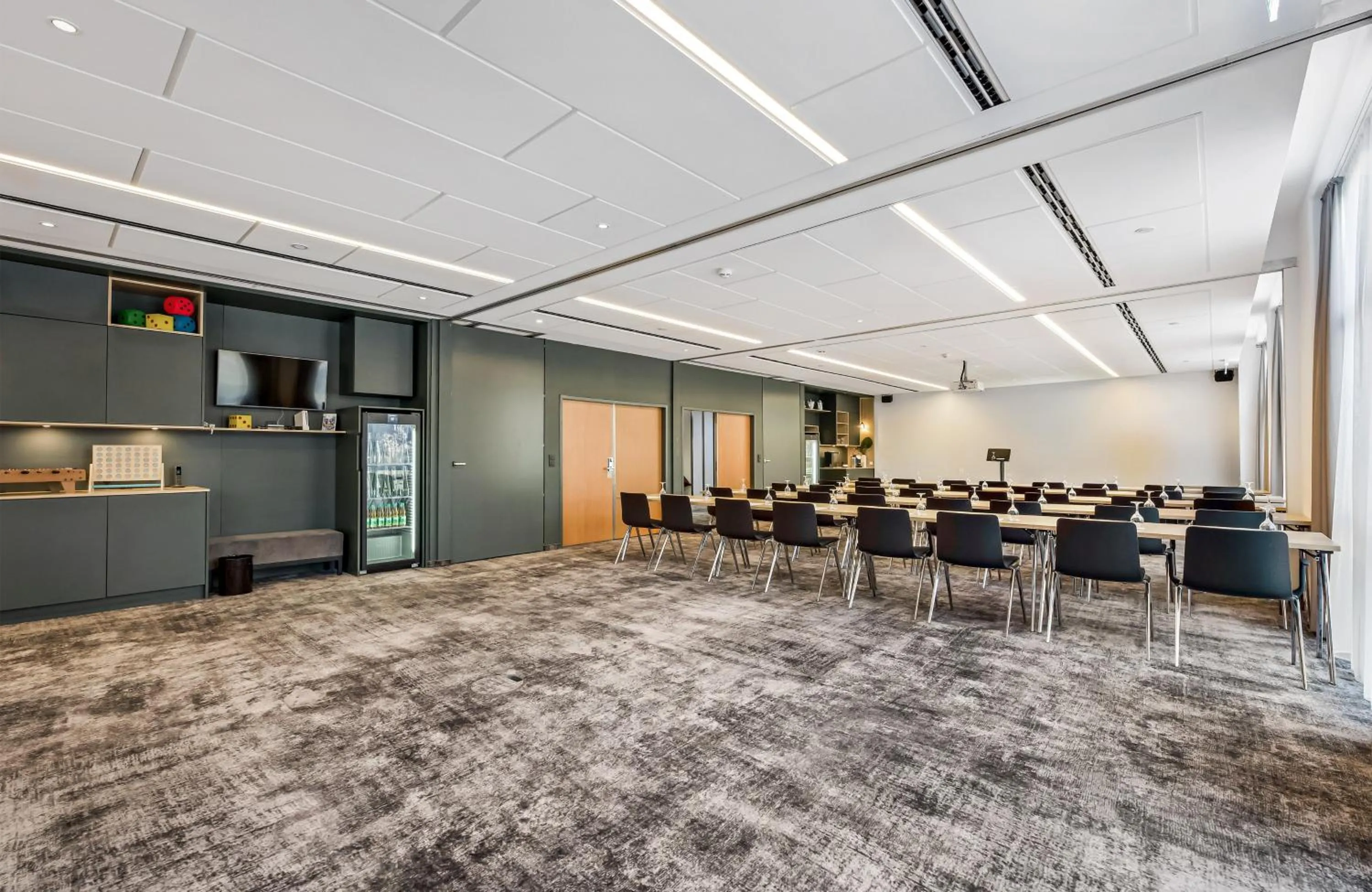 Meeting/conference room in Leonardo Hotel Hannover Medical Park