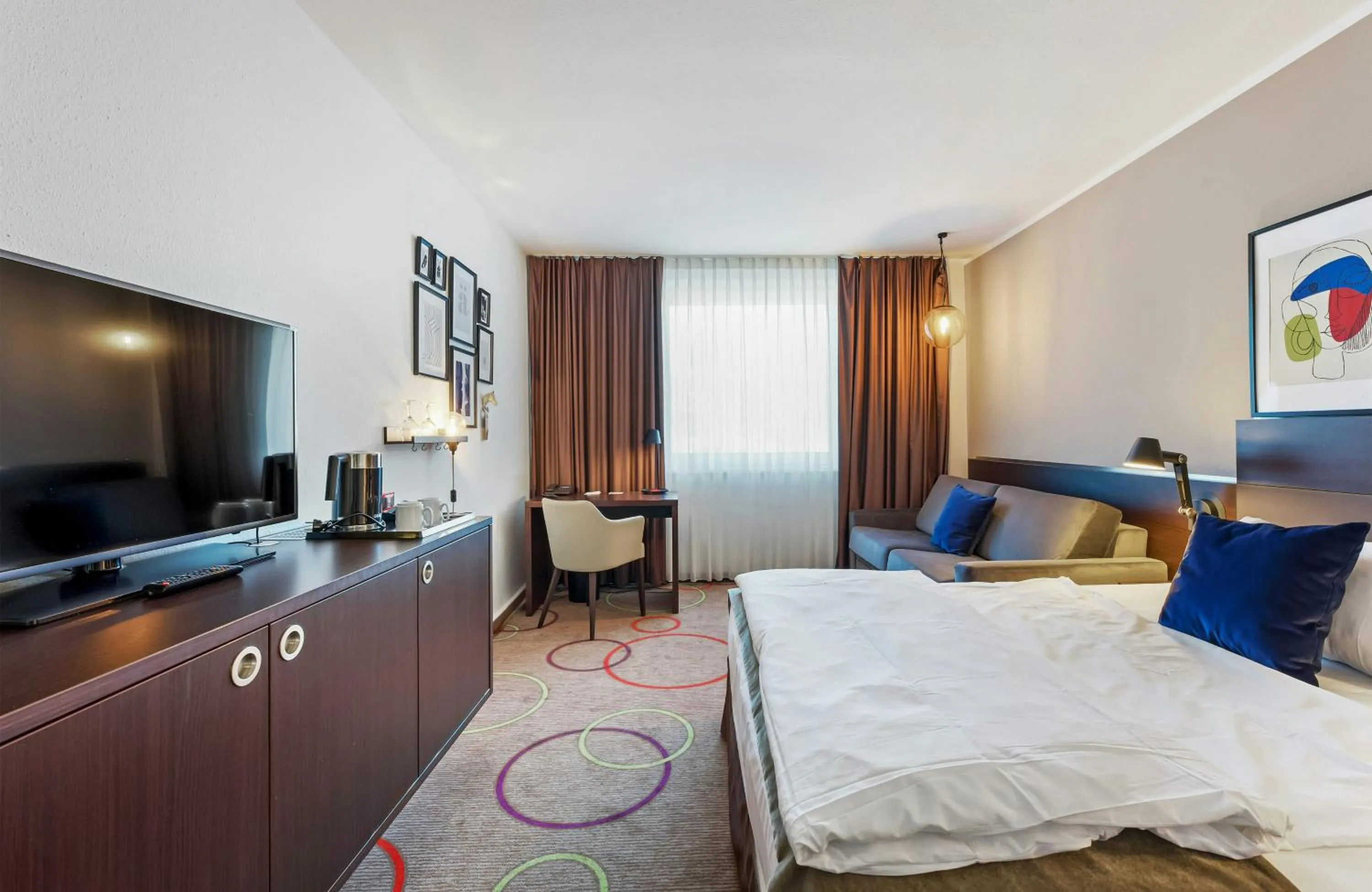 Photo of the whole room, Bed in Leonardo Hotel Hannover Medical Park