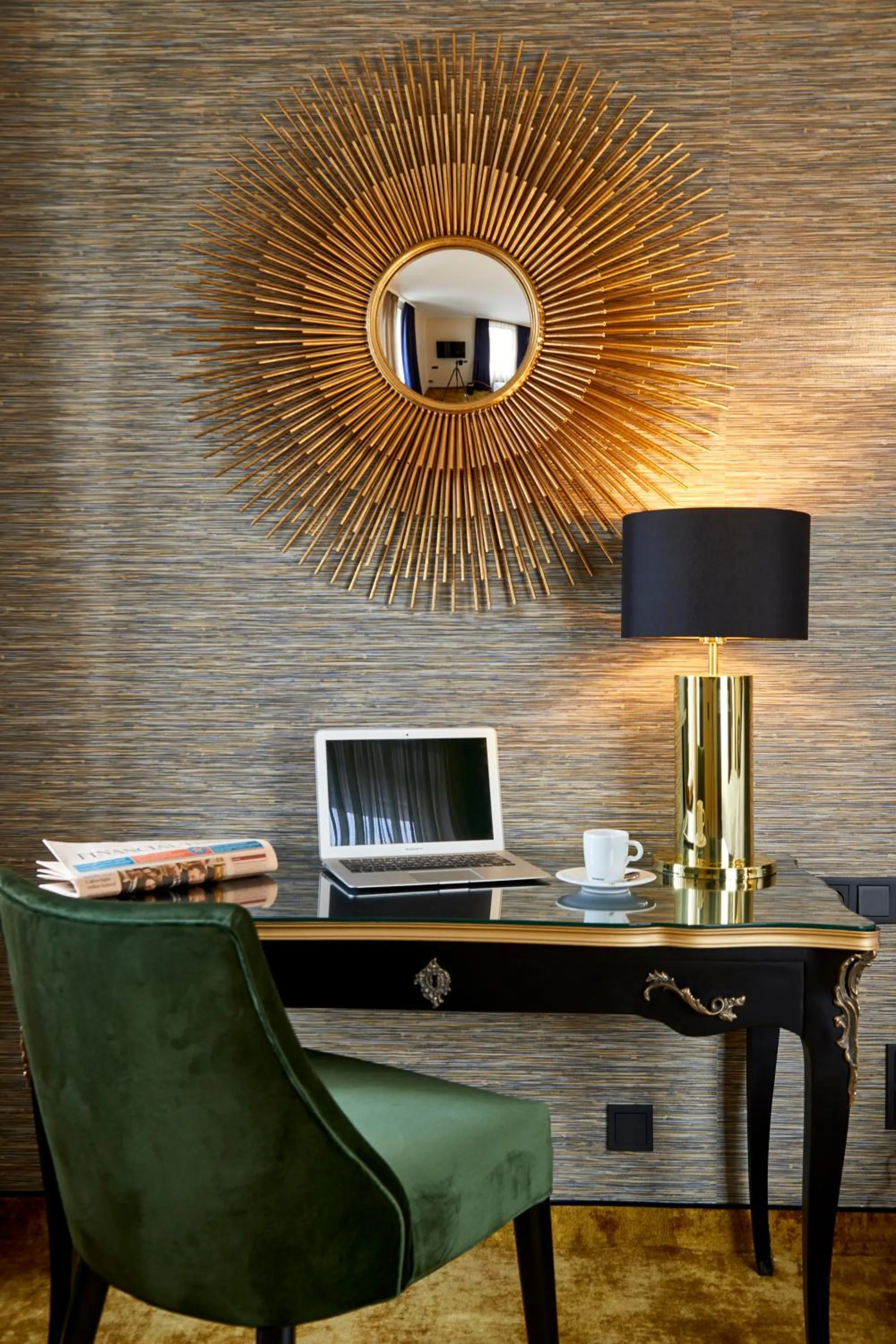 Decorative detail in Das Carls Hotel