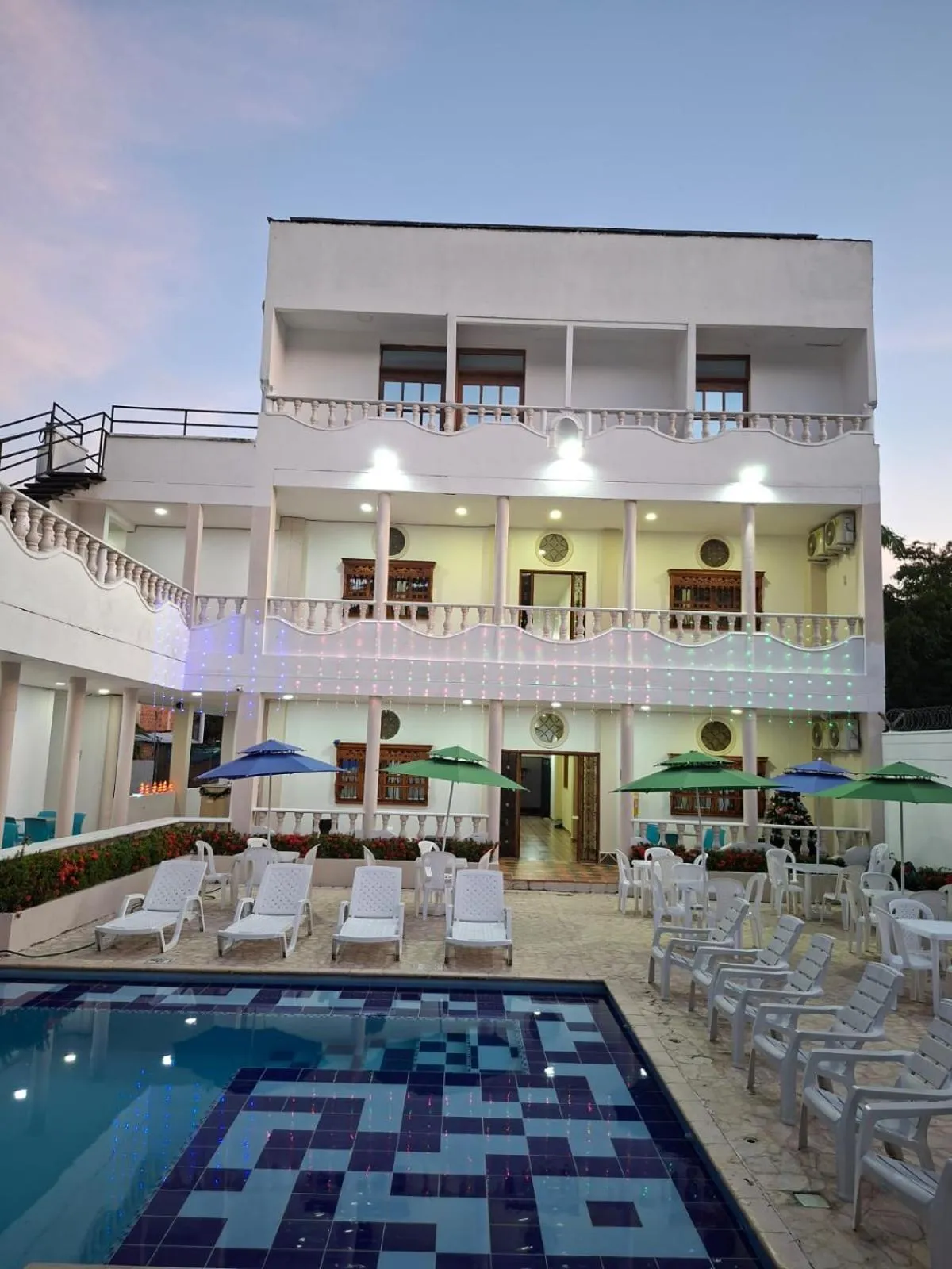 Property building in Hotel Santa Fe del Parque