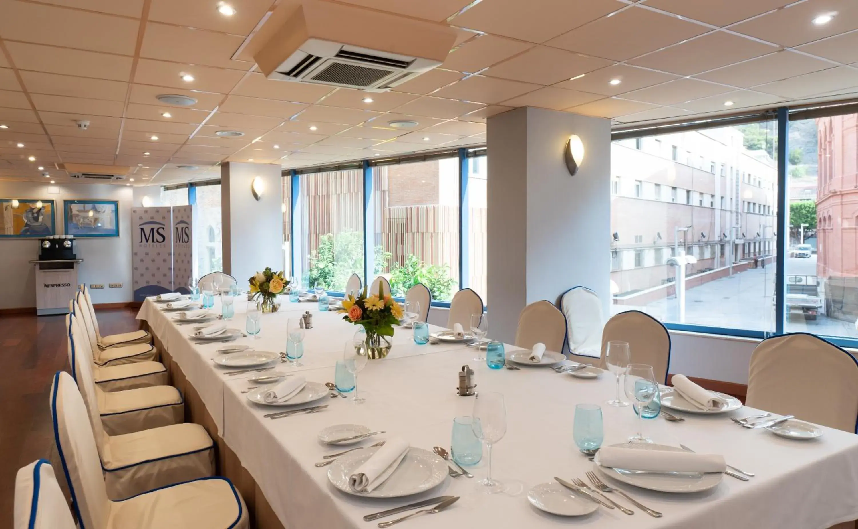 Food and drinks in Hotel MS Maestranza Málaga Centro Food and drinks in Hotel MS Maestranza Málaga Centro