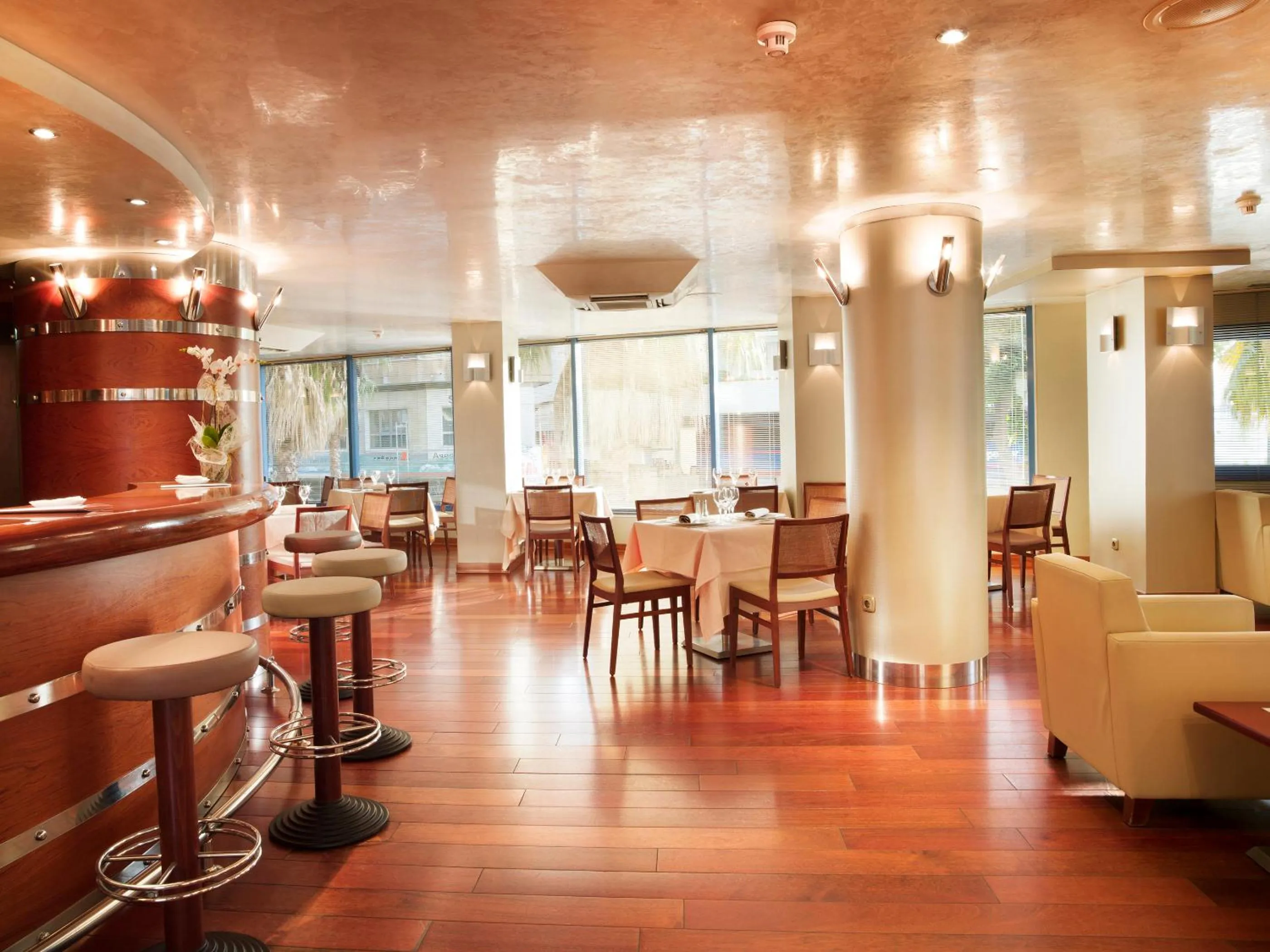 Restaurant/places to eat in Hotel MS Maestranza Málaga Centro