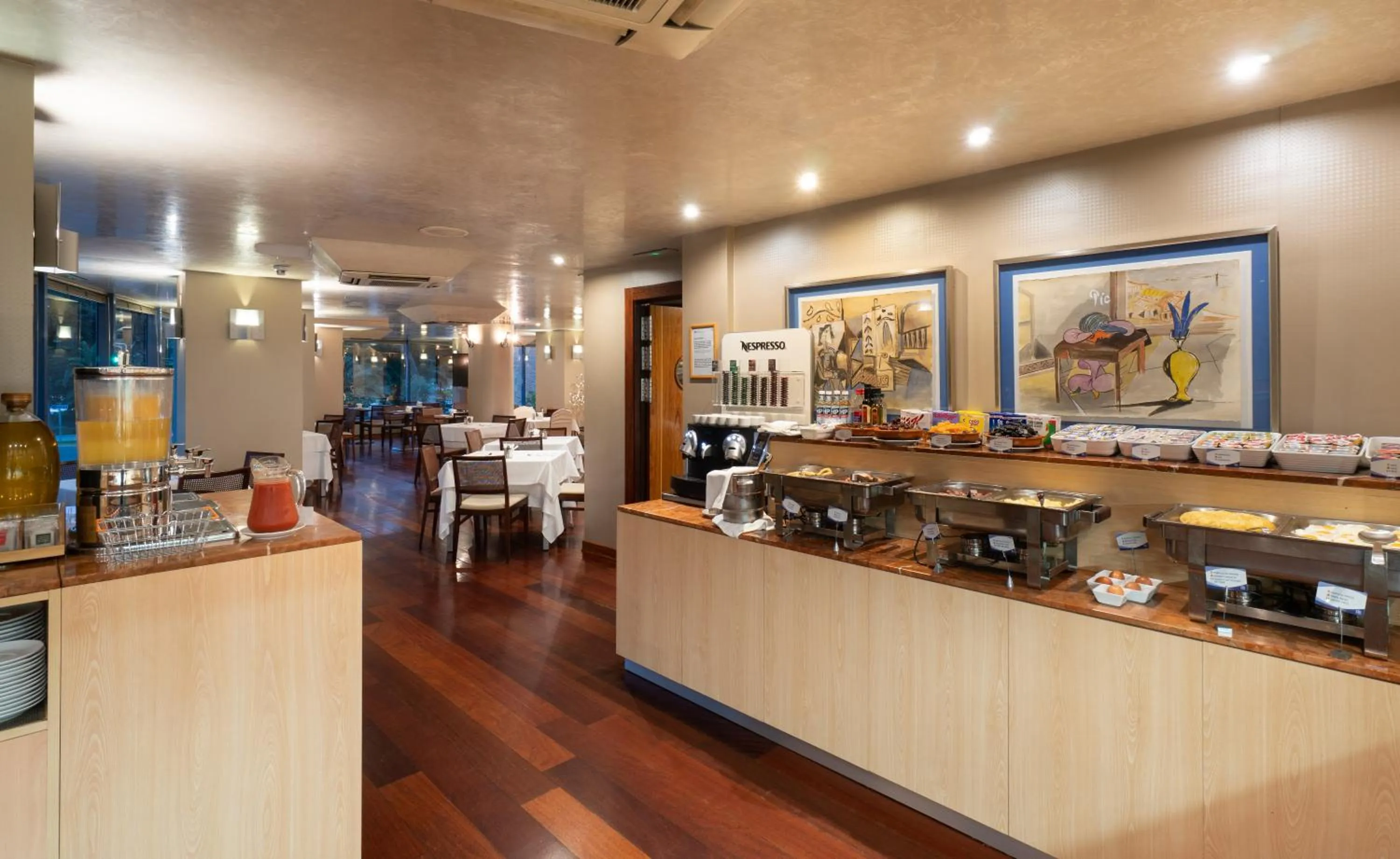 Restaurant/places to eat in Hotel MS Maestranza Málaga Centro