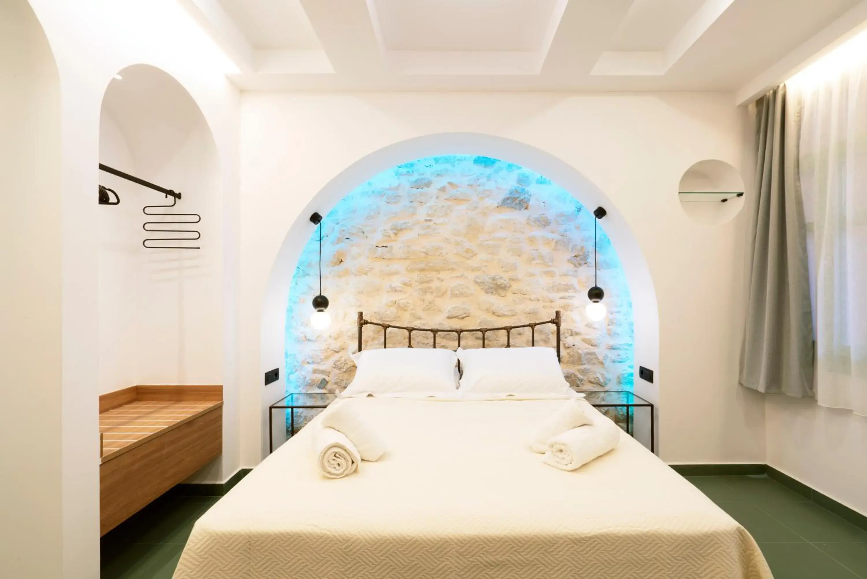 Comfort Triple Room with Shower in Sartori Concept Hotel Comfort Triple Room with Shower in Sartori Concept Hotel