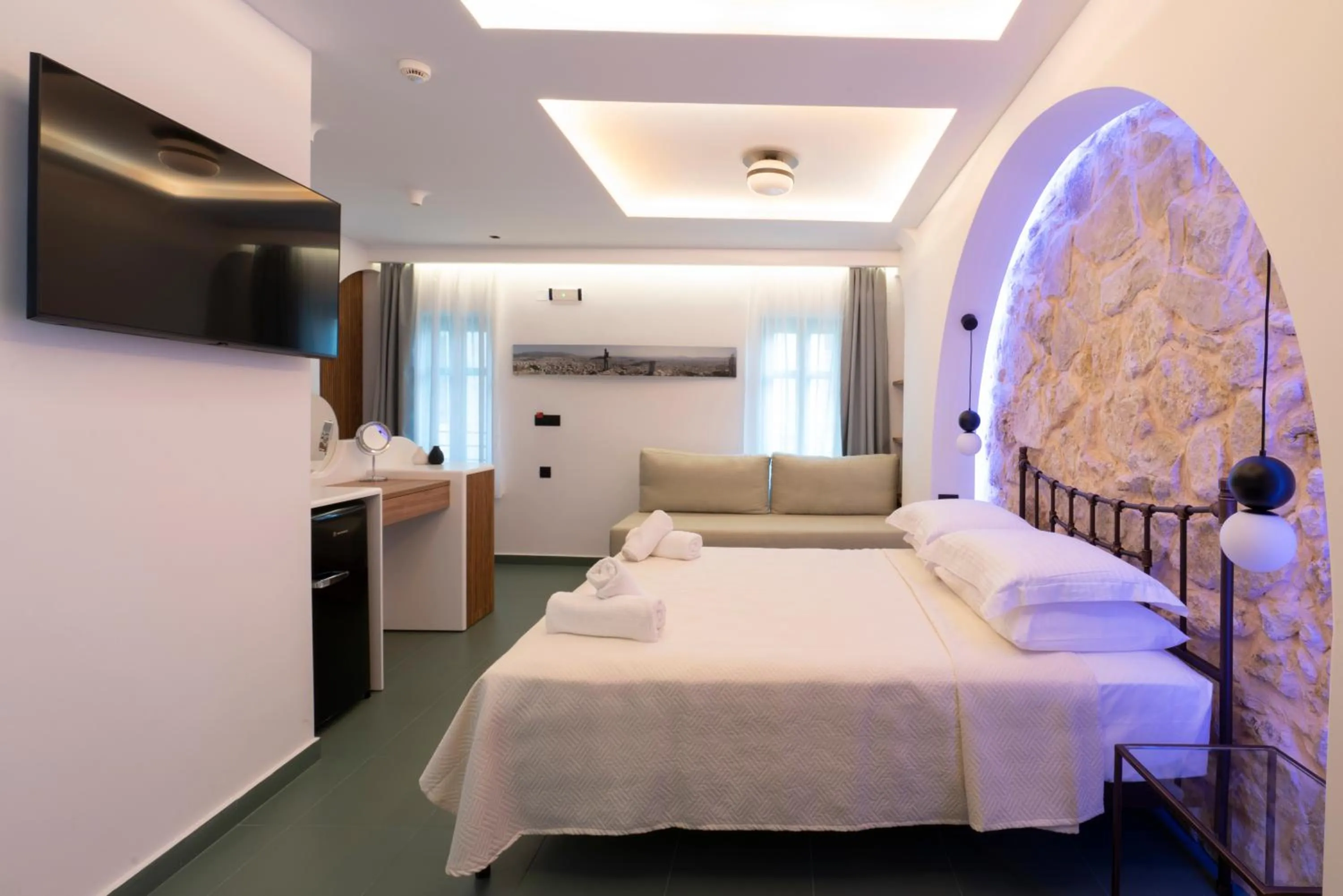 Photo of the whole room, Bed in Sartori Concept Hotel