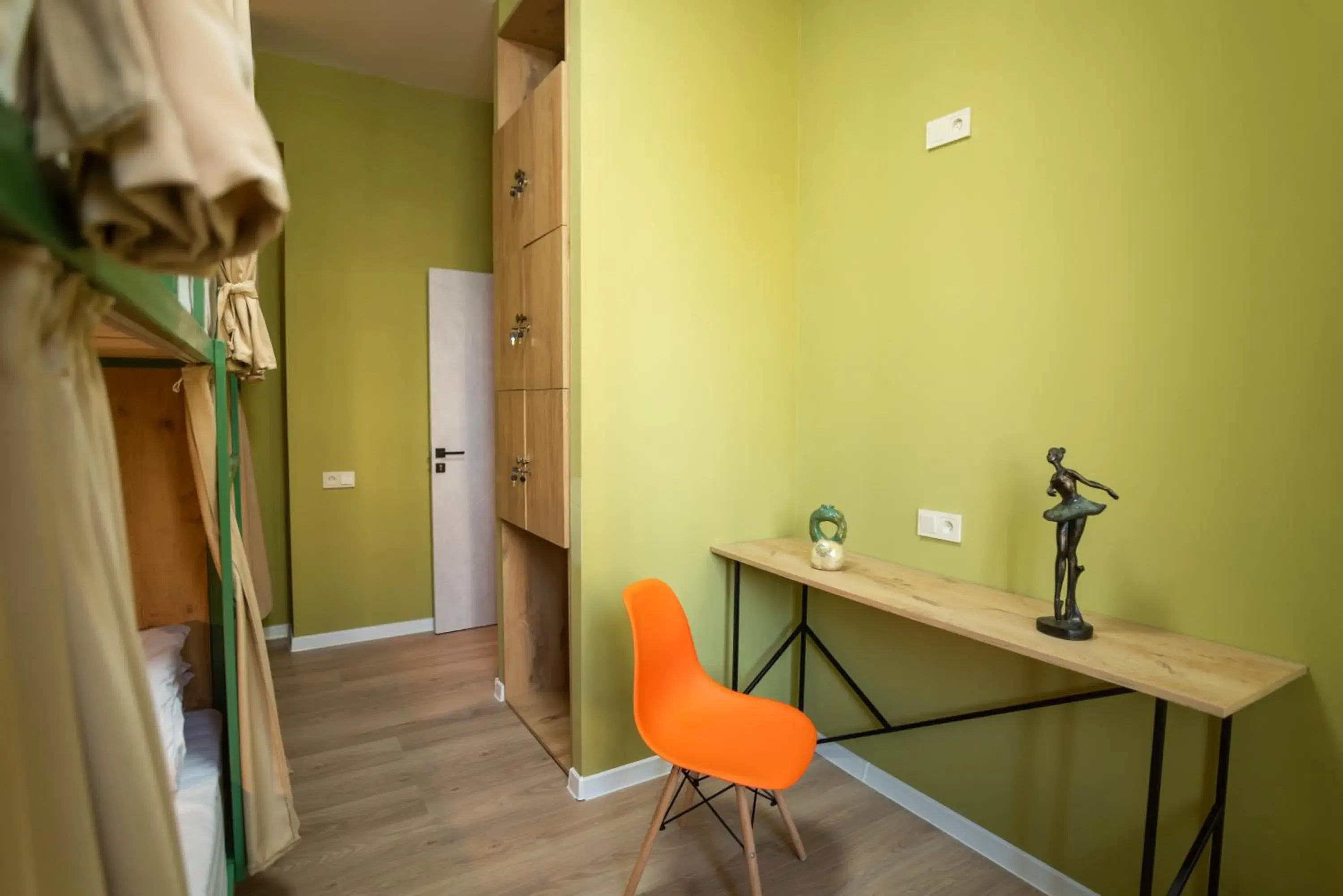 Quiet street view in La Casa EmilioAngi Quiet street view in La Casa EmilioAngi