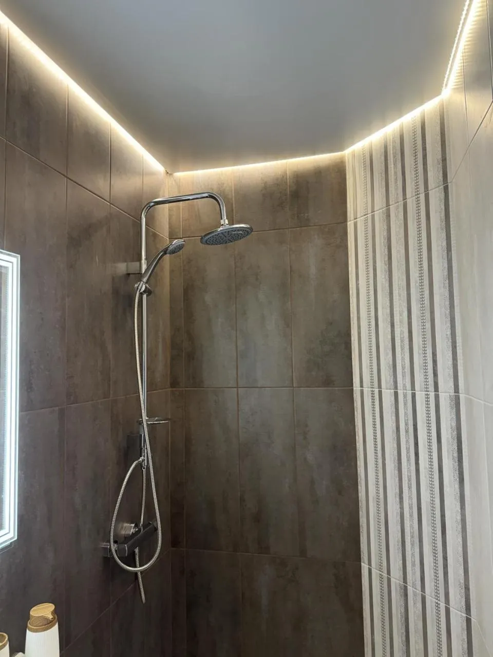 Shower in La Casa EmilioAngi