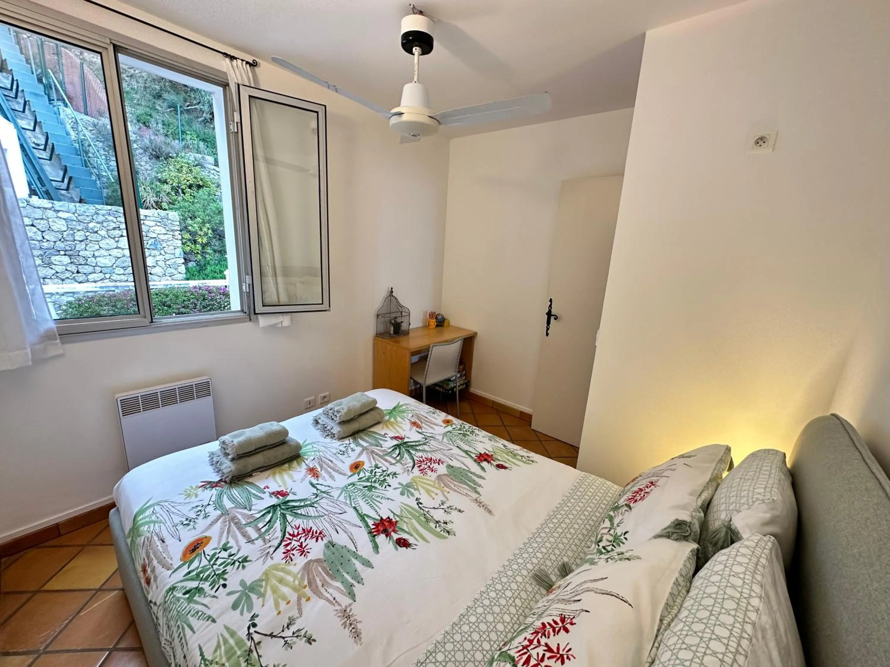 Photo of the whole room, Bed in GOLFE BLEU - Havre de paix en bord de plage