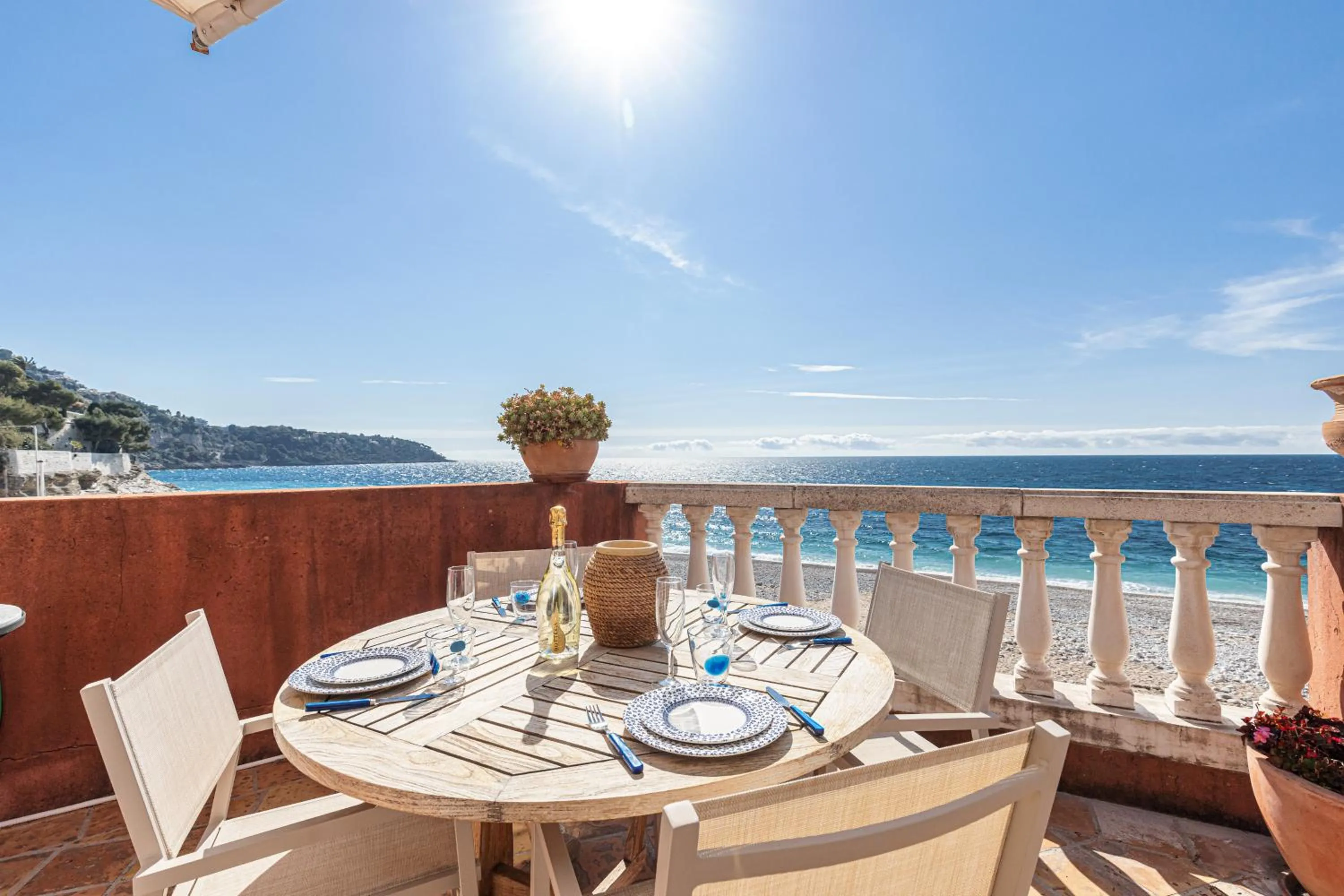 Balcony/Terrace in GOLFE BLEU - Havre de paix en bord de plage
