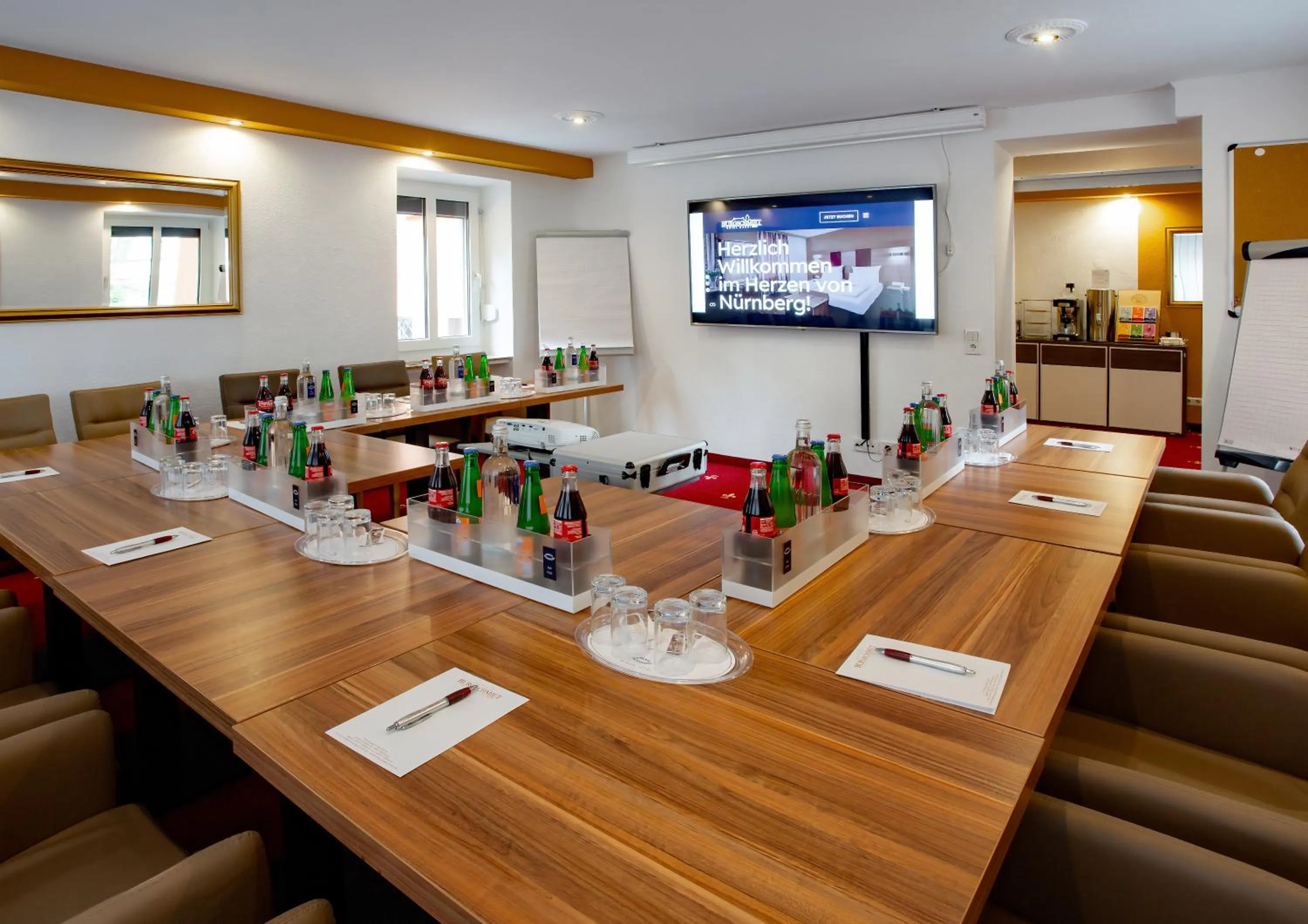 Business facilities in TIPTOP Hotel Burgschmiet Garni