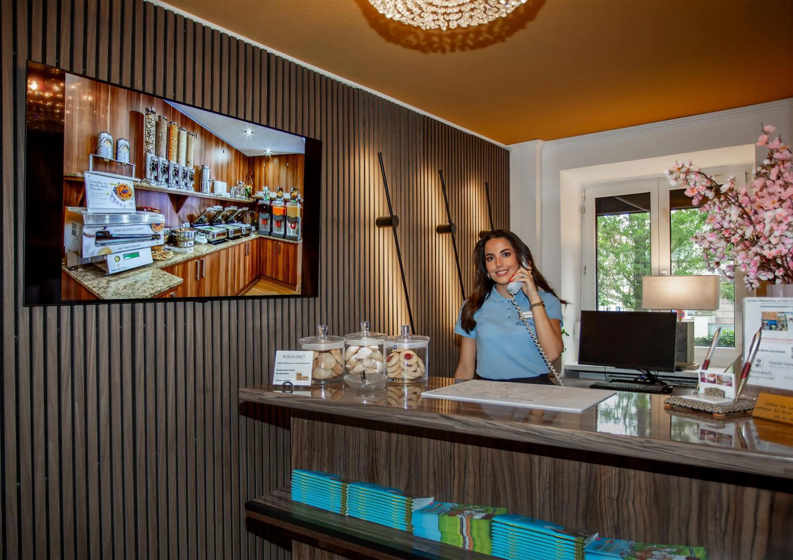 Staff in TIPTOP Hotel Burgschmiet Garni