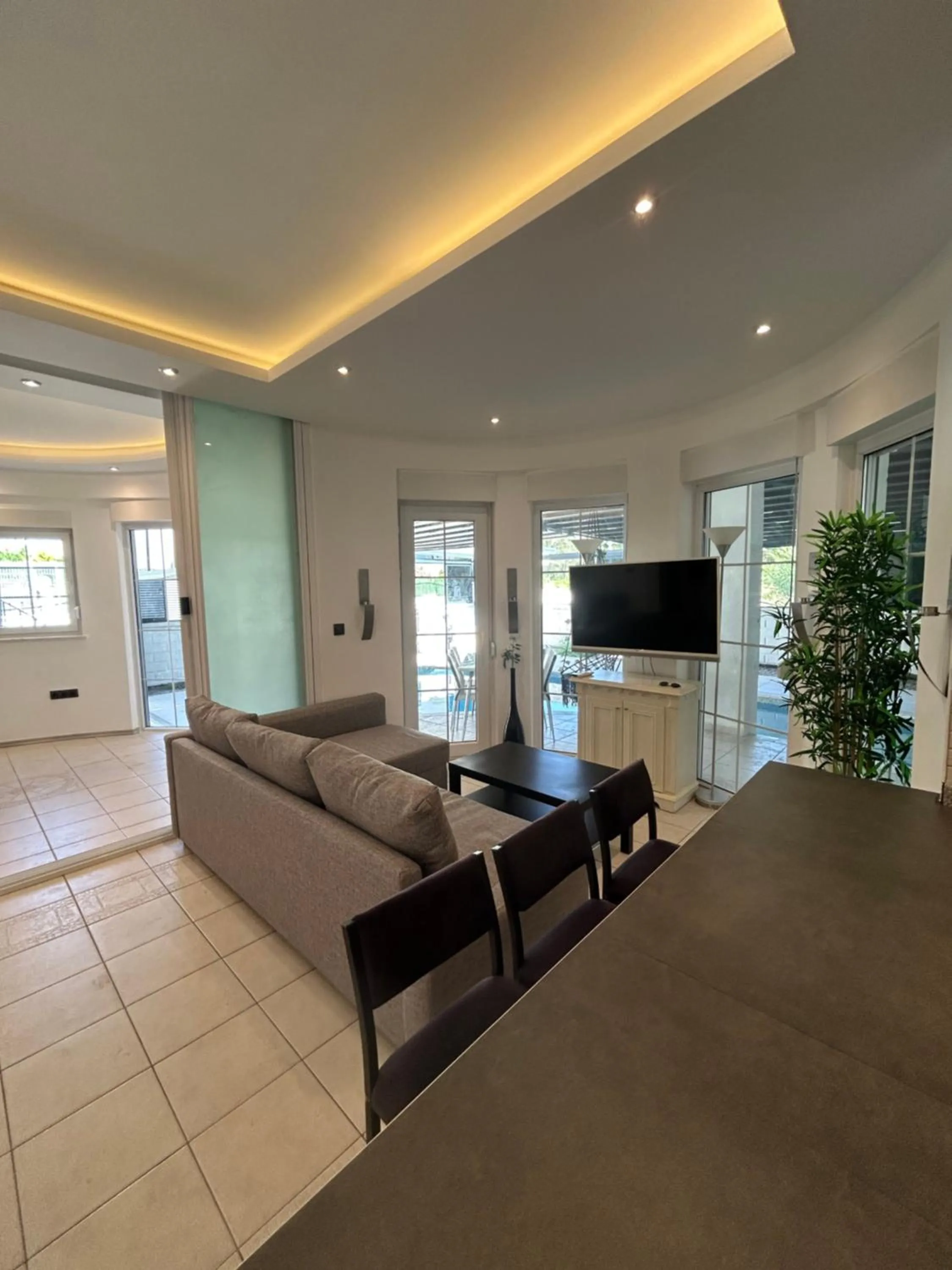 Communal lounge/ TV room in Belek Villa