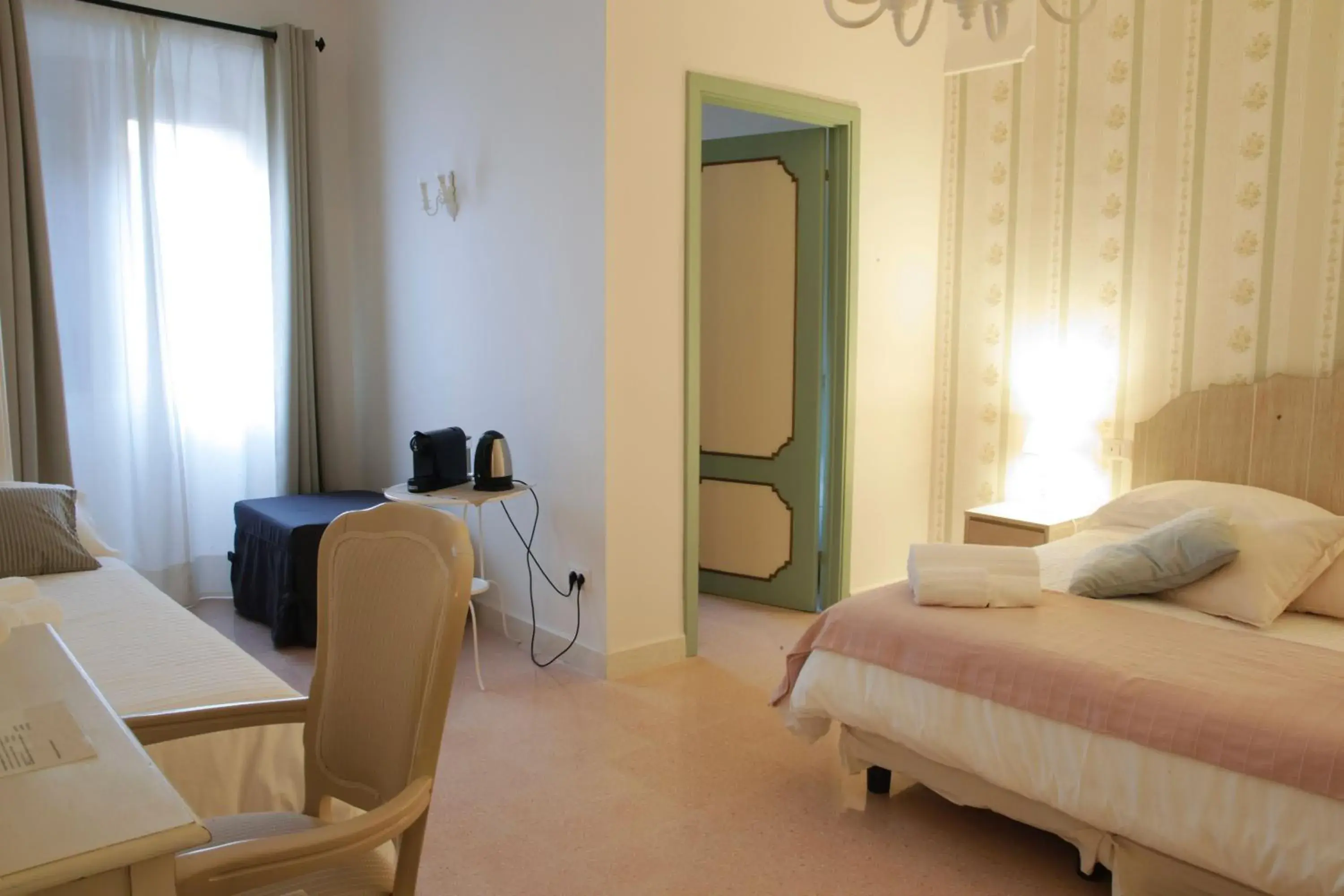 Standard Quadruple Room - single occupancy in PALAZZO ALESSANDRINI GUEST HOUSE Standard Quadruple Room - single occupancy in PALAZZO ALESSANDRINI GUEST HOUSE